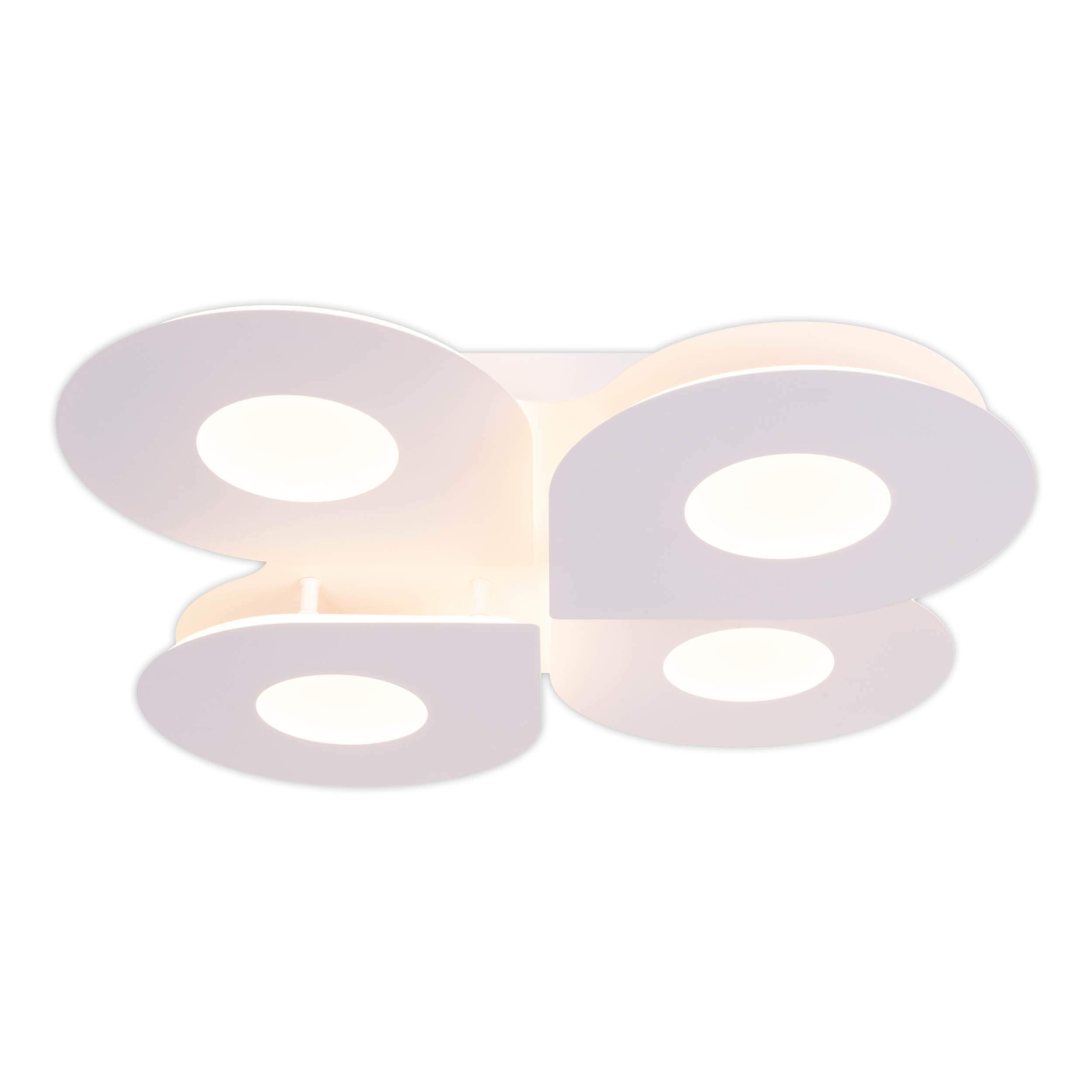 Weiße Deckenleuchte mit vier kreisförmigen Lichtpaneelen. Modernes Design.