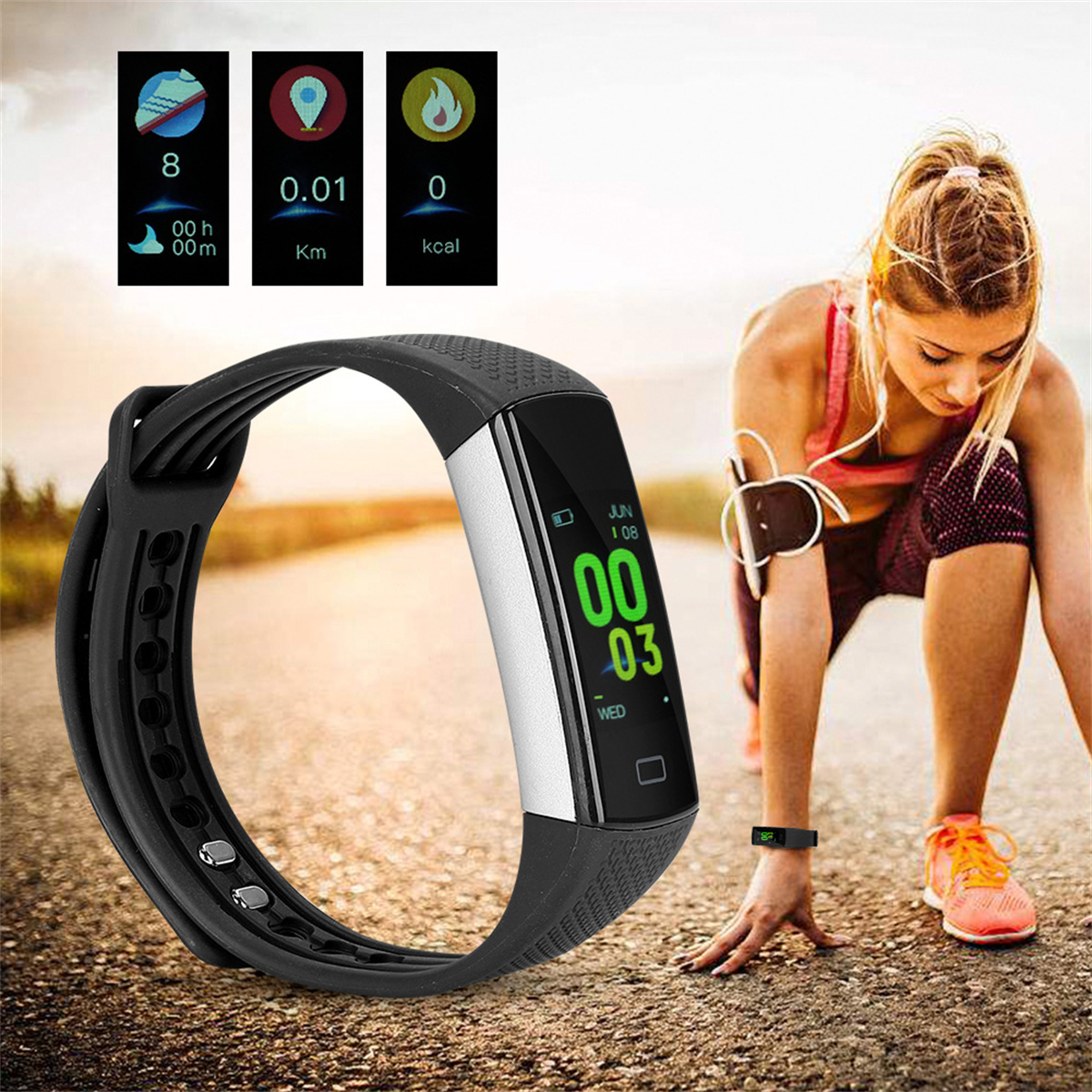 Ein Fitnesstracker am Handgelenk einer Person, mit Datenanzeigen und einer Frau, die im Hintergrund trainiert.