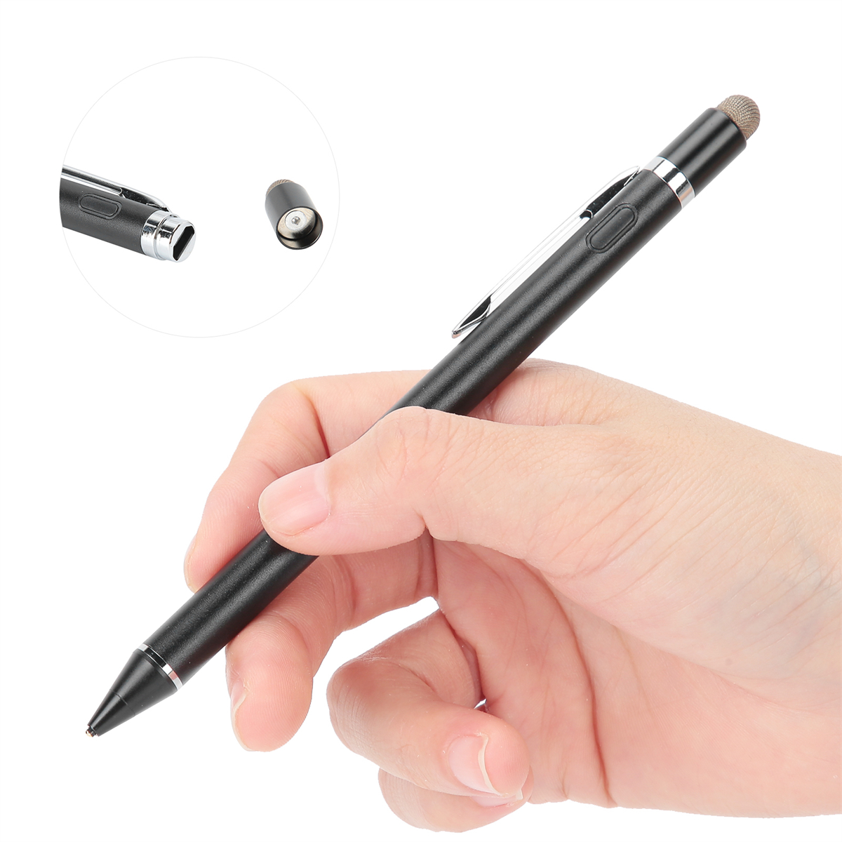 Schwarzer Stift. Der Stift wird von einer Hand gehalten. Nahaufnahme der Spitze und des Stiftverschlusses.