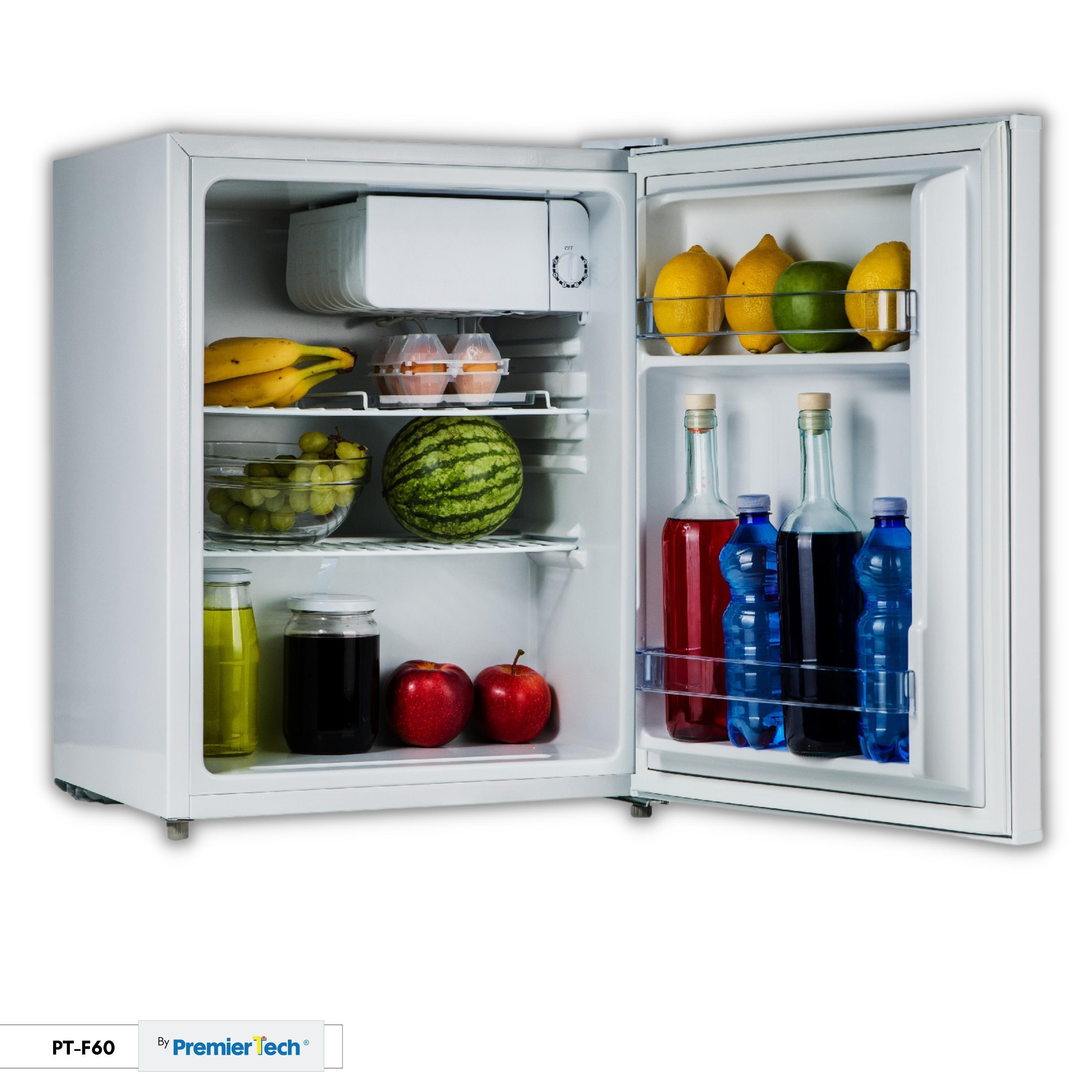 Mini-frigo bianco aperto con frutta, uova e bottiglie di succo e acqua all'interno. Logo Premier Tech.