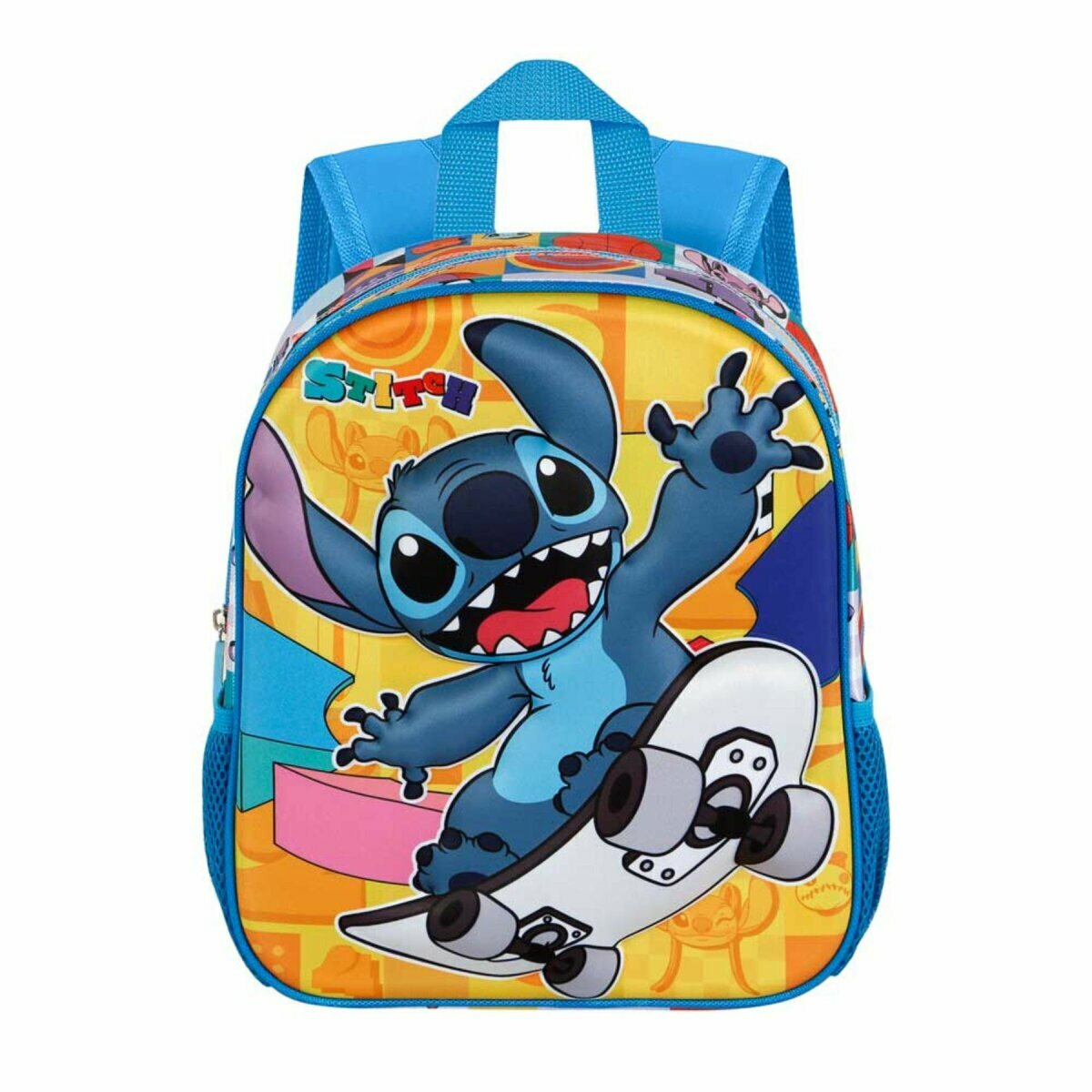 Stitch auf einem Skateboard vor gelb-orangem Hintergrund.