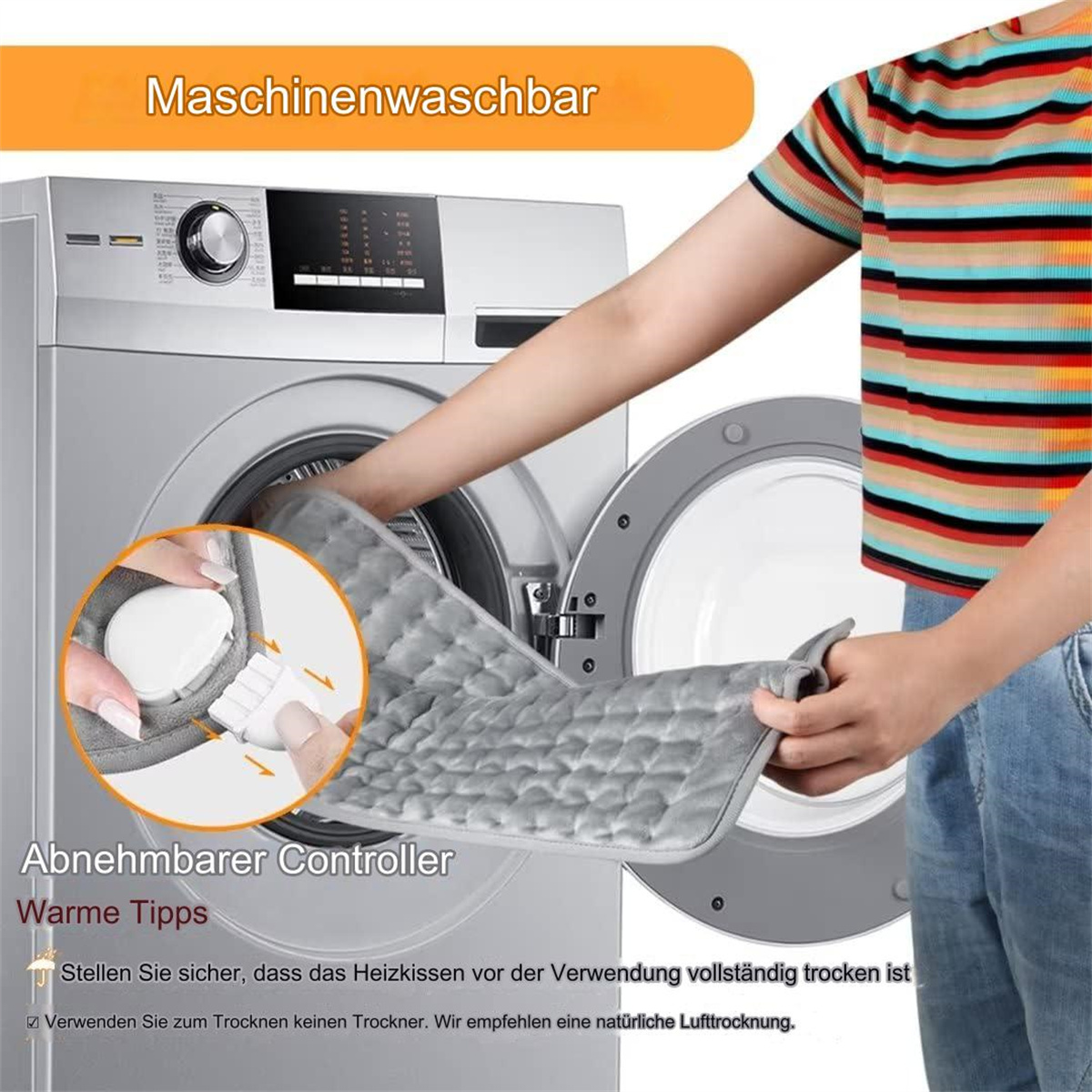 Eine Person, die ein graues Heizkissen in eine Waschmaschine legt, Nahaufnahme.