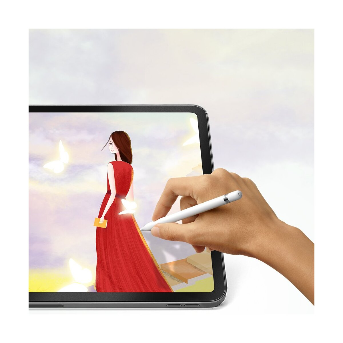 Eine Hand hält einen weißen Stift auf einem Tablet, das eine Zeichnung einer Frau in rotem Kleid zeigt.