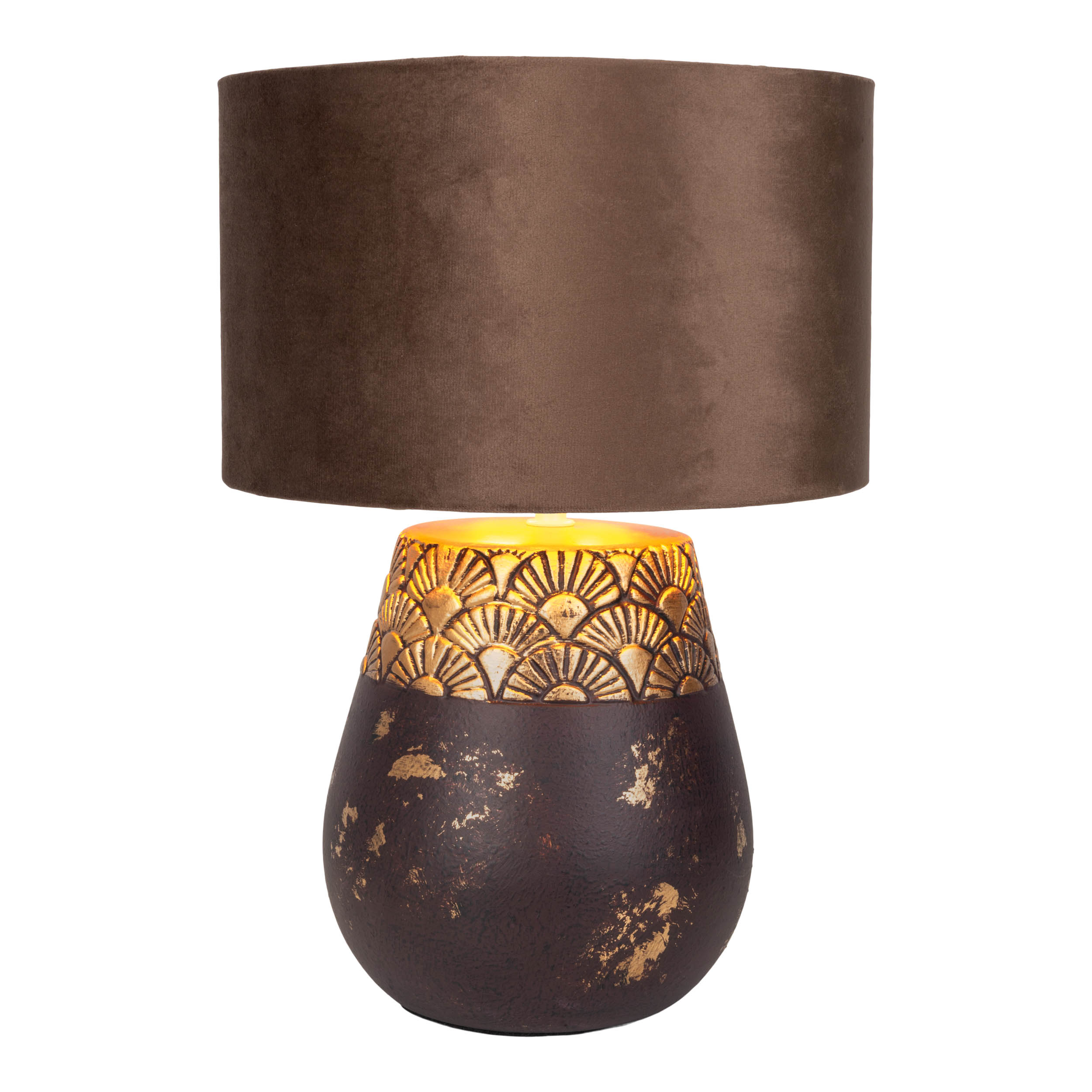 Eine braune Lampe mit braunem Lampenschirm, auf weißem Hintergrund.