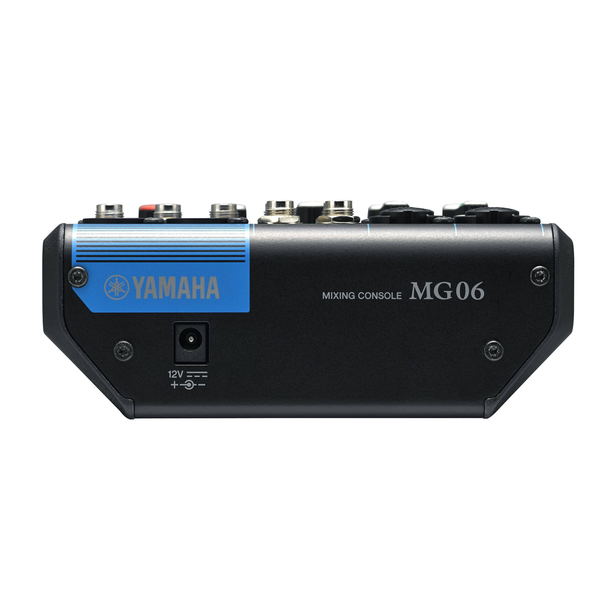 Consola de mezcla Yamaha MG06 negra. La parte superior muestra conectores de entrada y logo Yamaha azul.