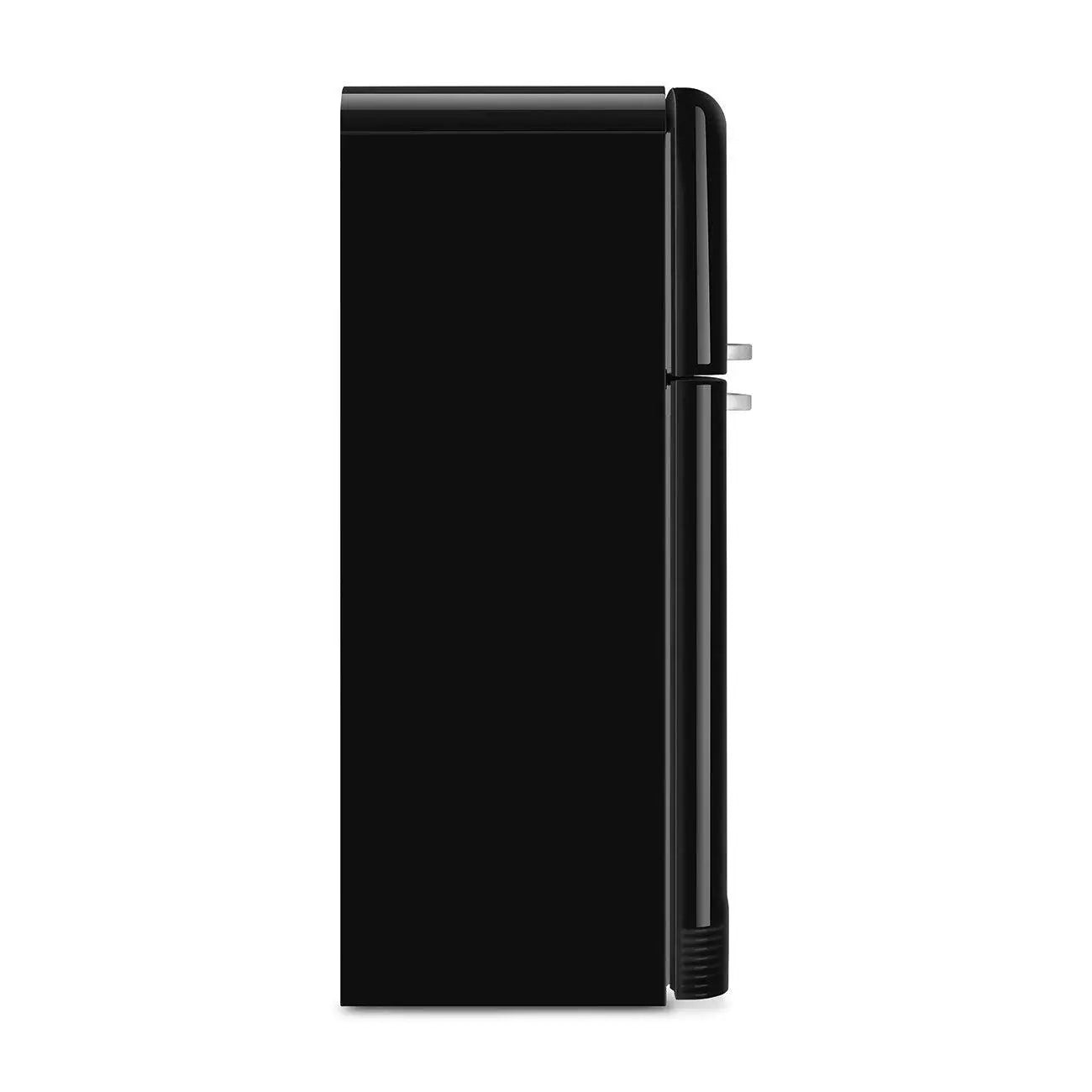 Frigorífico negro, vista lateral. Tiene un diseño retro con parte superior curvada y acabado brillante.
