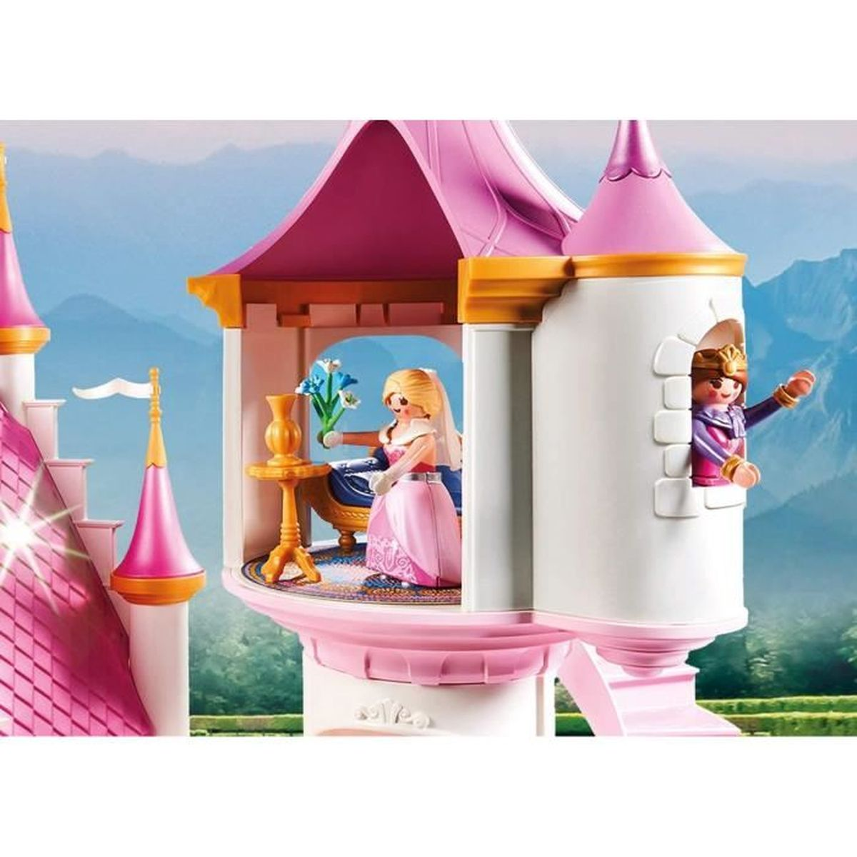 Ein Playmobil-Schloss mit zwei Figuren: einer Prinzessin und einem winkenden Prinzen.