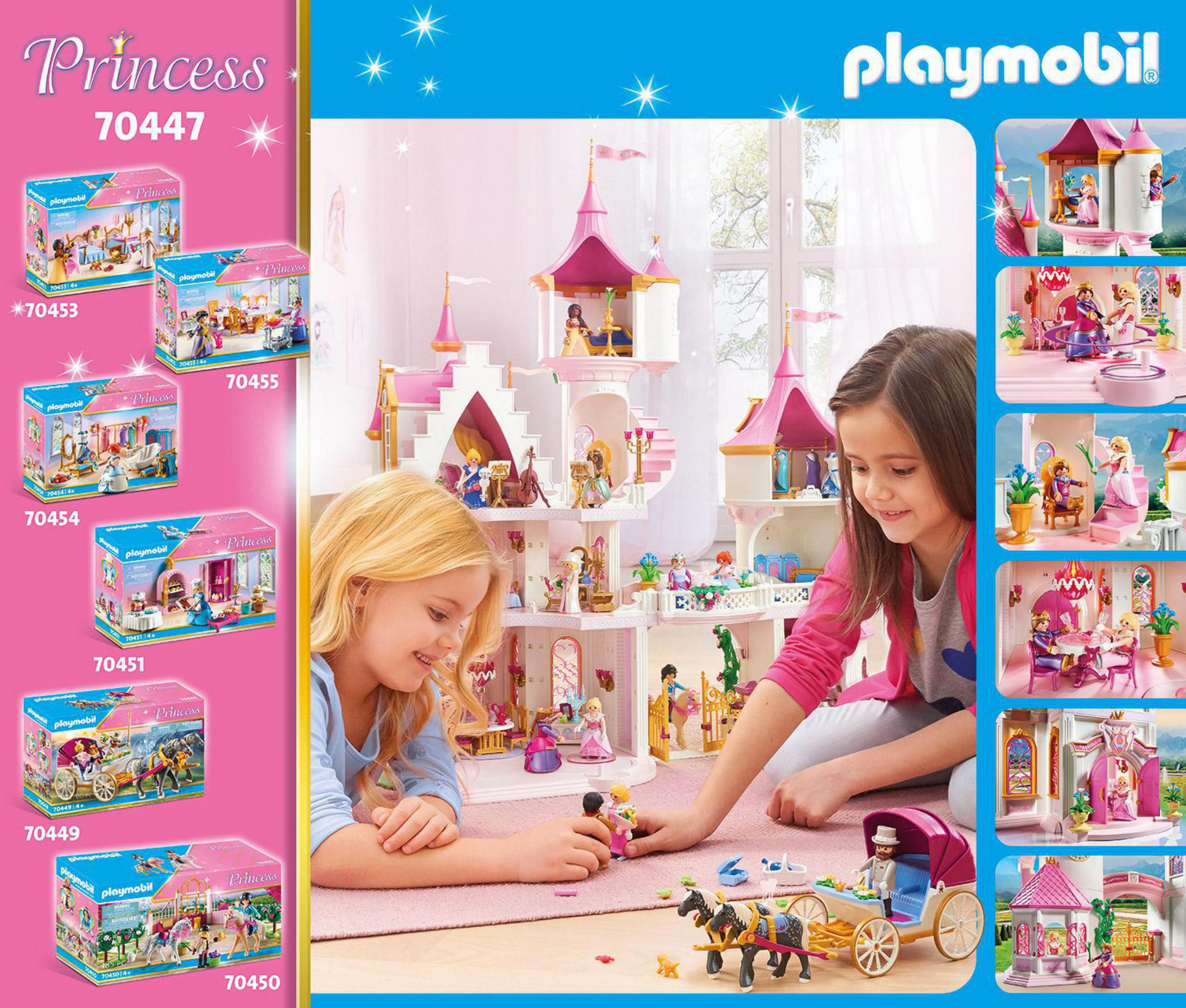 Zwei Mädchen spielen mit Playmobil-Spielzeugen, einem Prinzessinnenschloss und anderen Spielzeugen. Produktboxen im Hintergrund.