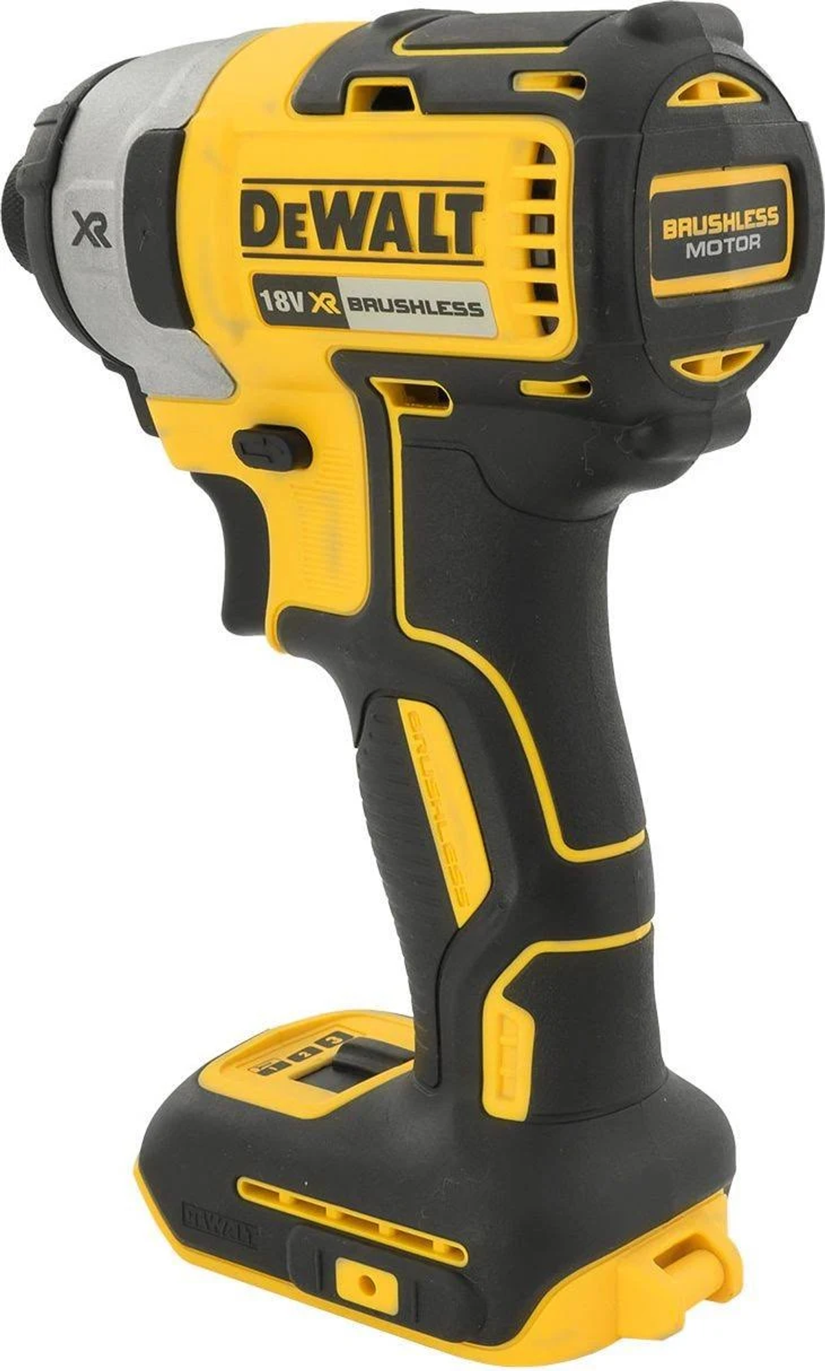 Gelb-schwarzer DeWalt-Schlagschrauber. Das Werkzeug zeigt das 18V XR Brushless Motor-Etikett.