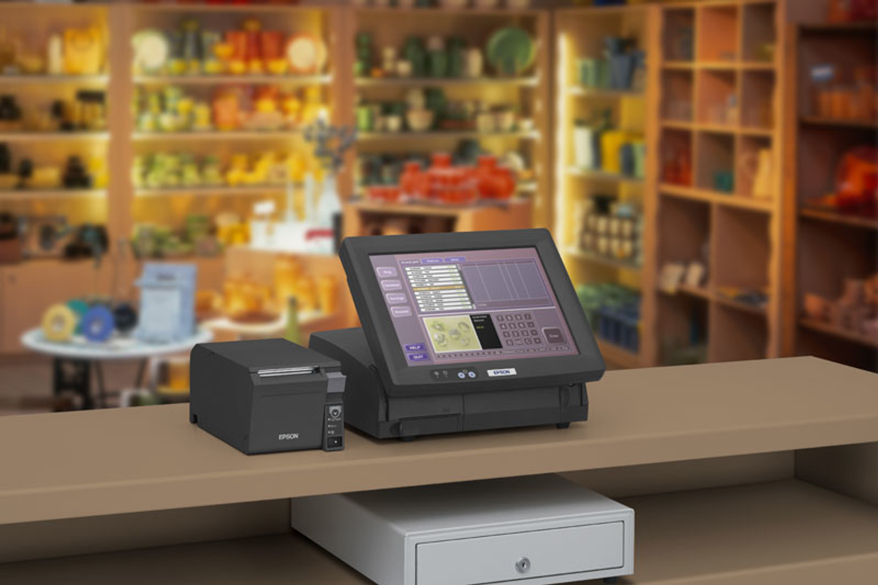 Caisse enregistreuse sur un comptoir dans un magasin. Étagères floues.