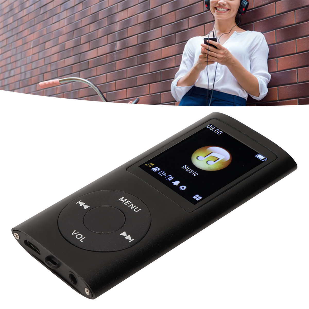 Schwarzer MP3-Player mit Bildschirm, Knöpfen und einer Musik hörenden Frau.