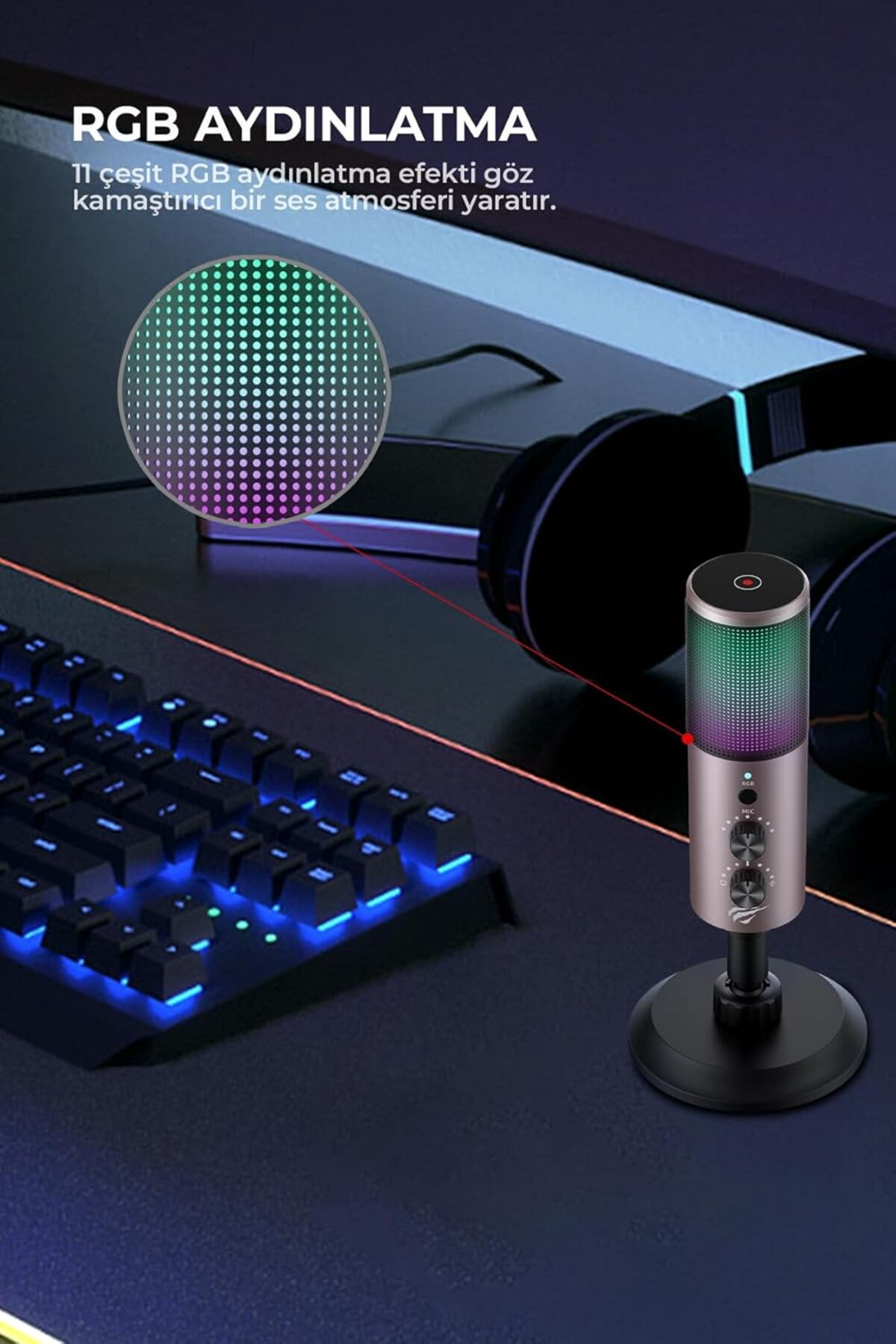 Renkli RGB aydınlatmalı bir mikrofon ve arka planda siyah bir klavye.