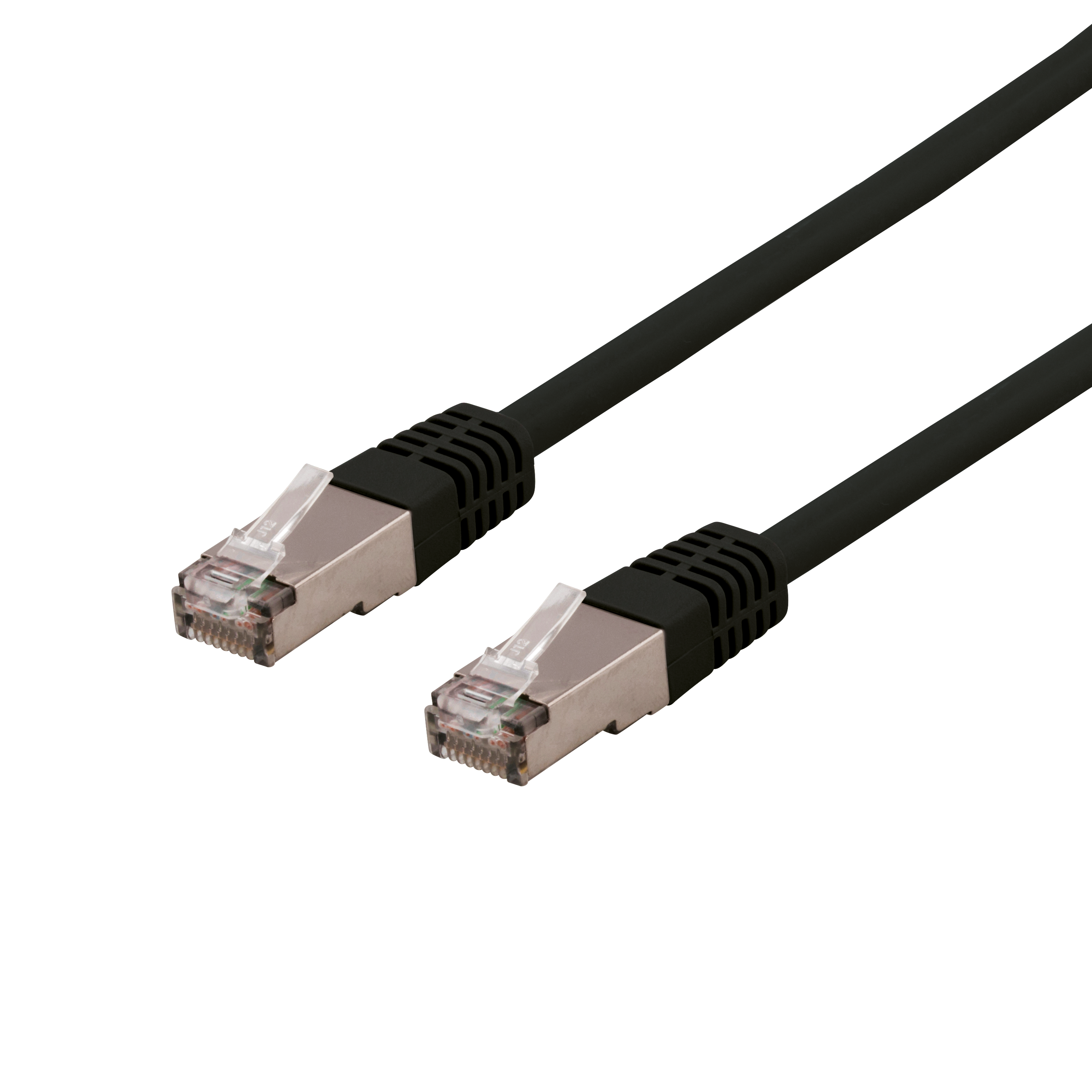 Due cavi Ethernet neri con connettori argentati su sfondo nero.