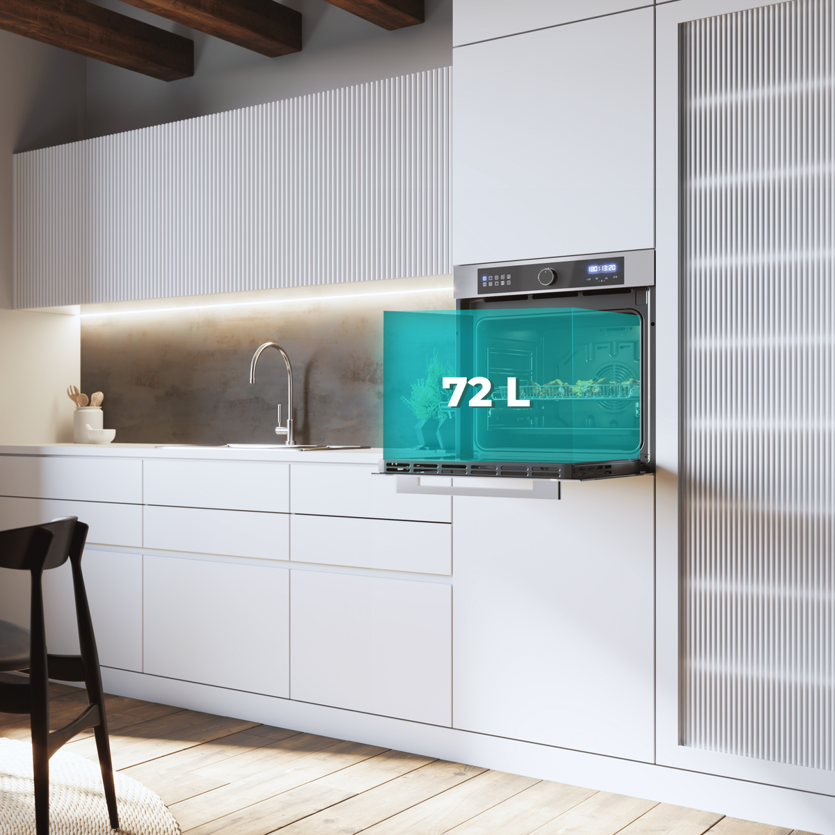 Interior de cocina moderno con horno empotrado, 72L, y silla negra.