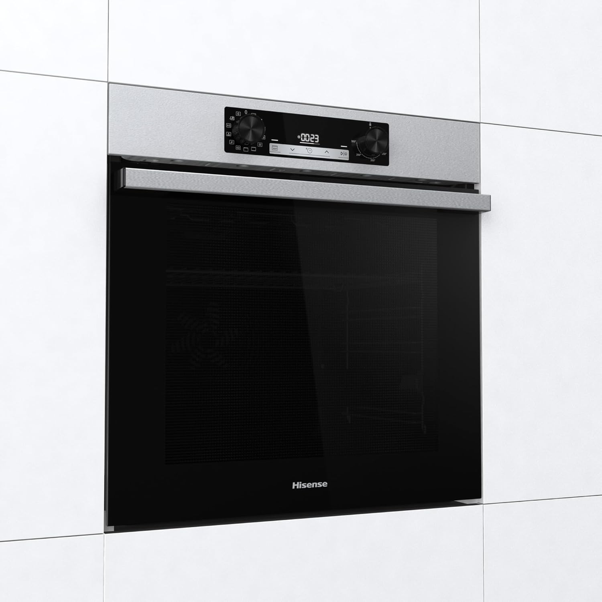 Horno empotrado, acero inoxidable con puerta negra de vidrio. Paredes blancas.