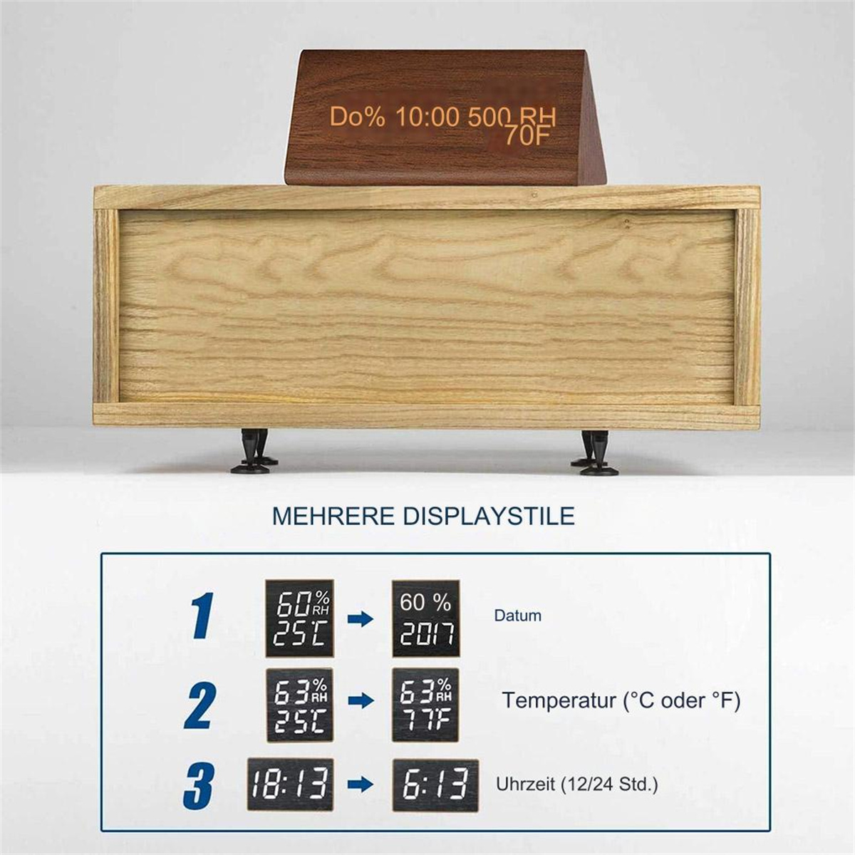 Eine Holz-Tischuhr mit digitaler Anzeige, die Zeit, Datum und Temperatur anzeigt.