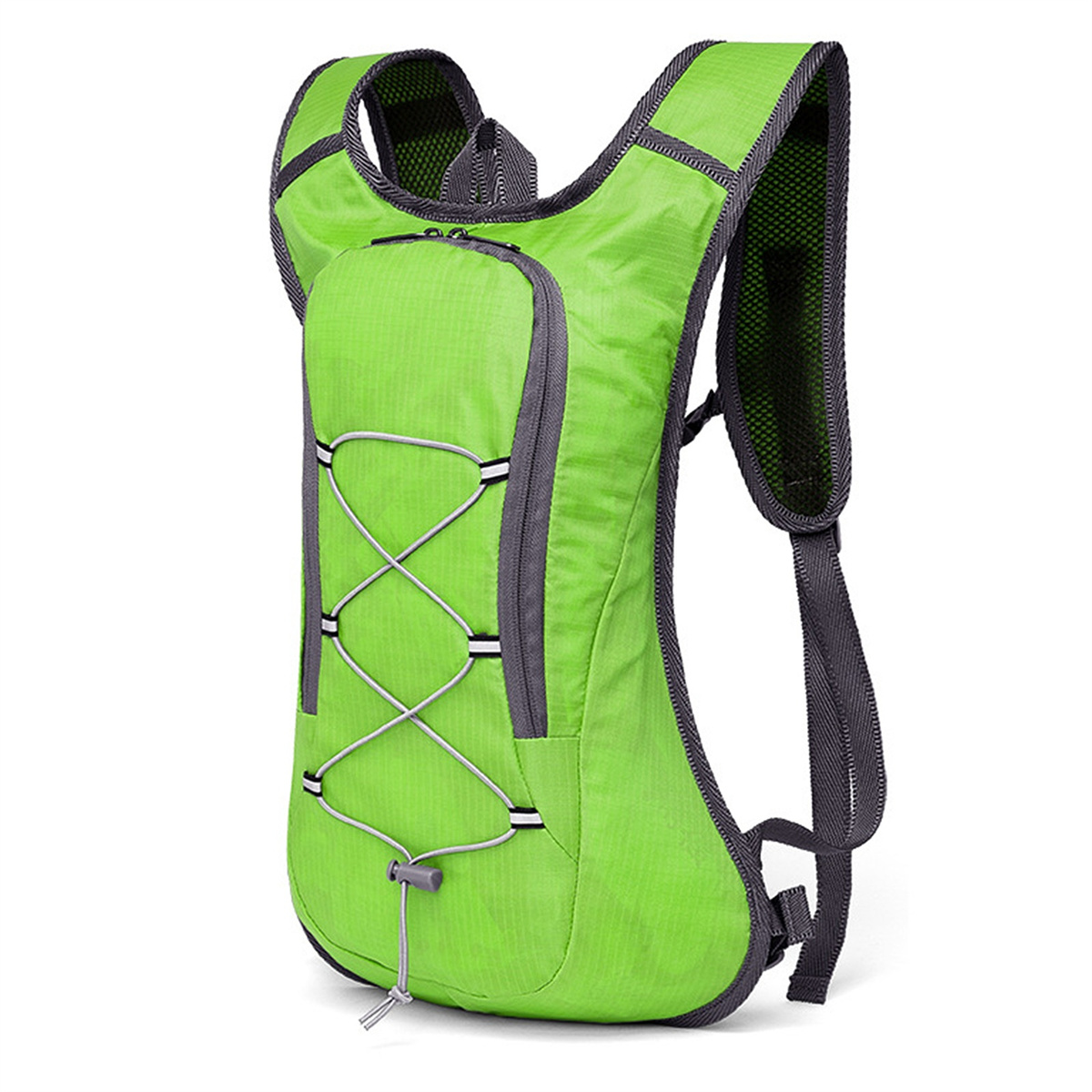 Ein grüner Rucksack mit weißem Kordel-Design, grauen Trägern und Brustgurt.