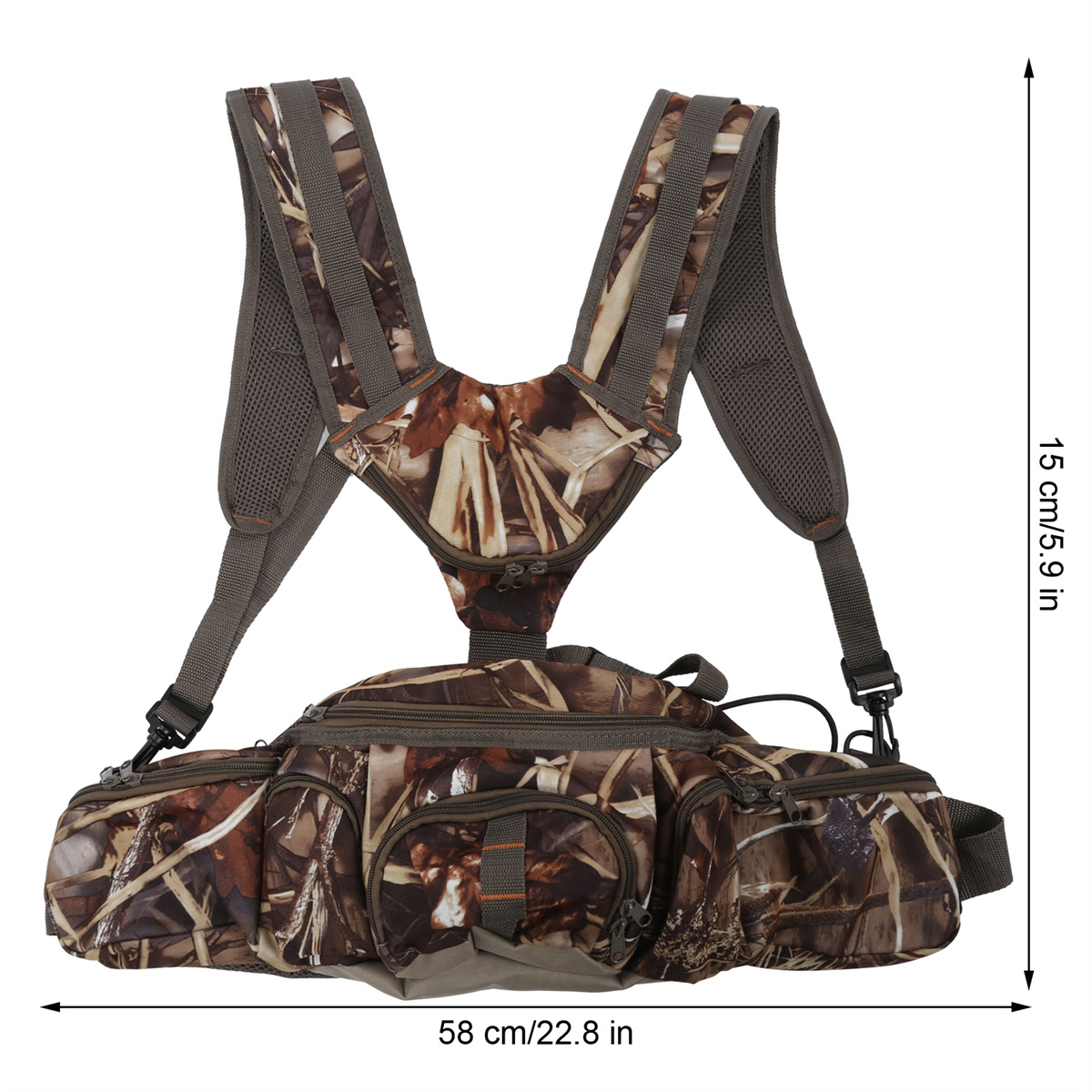 Eine Camouflage-Brusttasche mit mehreren Taschen und verstellbaren Trägern. Sie hat ein braunes und grünes Muster.