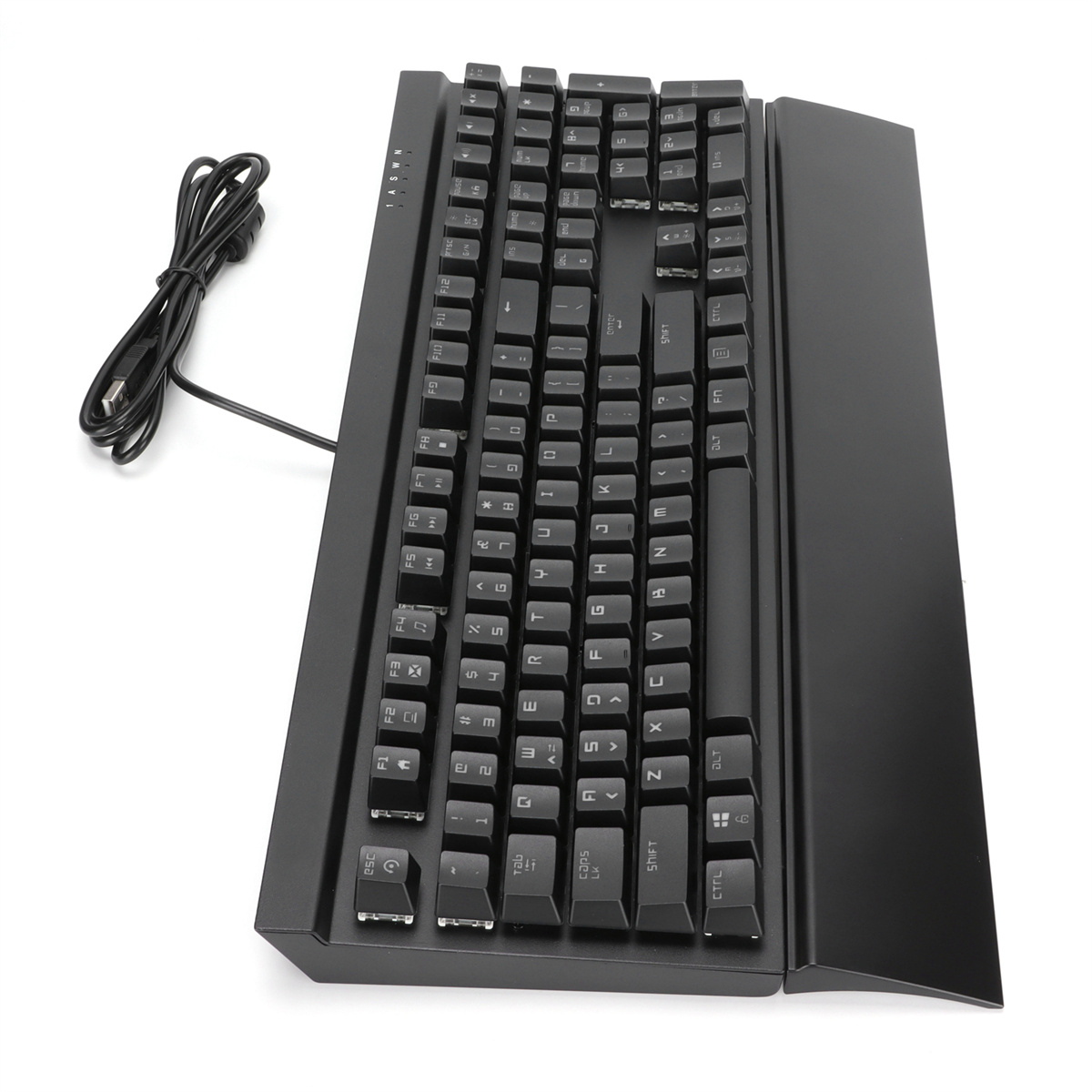 Eine schwarze Tastatur mit Handballenauflage, mit Tasten in Standardanordnung, vor weißem Hintergrund.