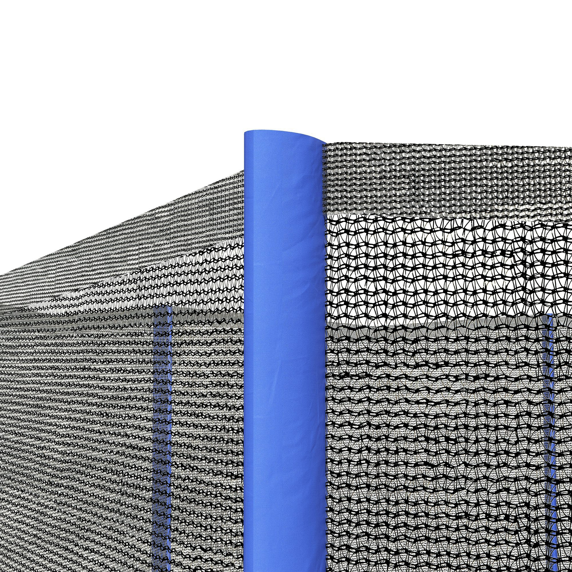 Primer plano de una red de seguridad negra de trampolín y acolchado azul. La red tiene pequeñas aberturas cuadradas.