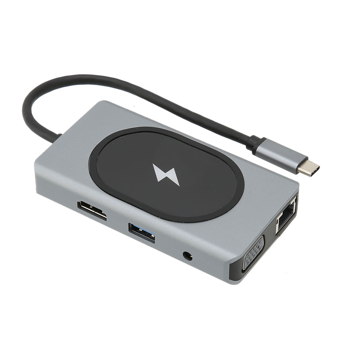 Silberner und grauer USB-Hub mit mehreren Anschlüssen und einem Lade-Pad.