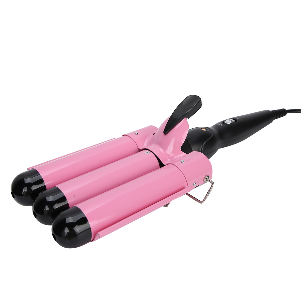 Pinkfarbenes Haar-Lockenstab mit drei Läufen und schwarzem Griff, isoliert auf weißem Hintergrund.
