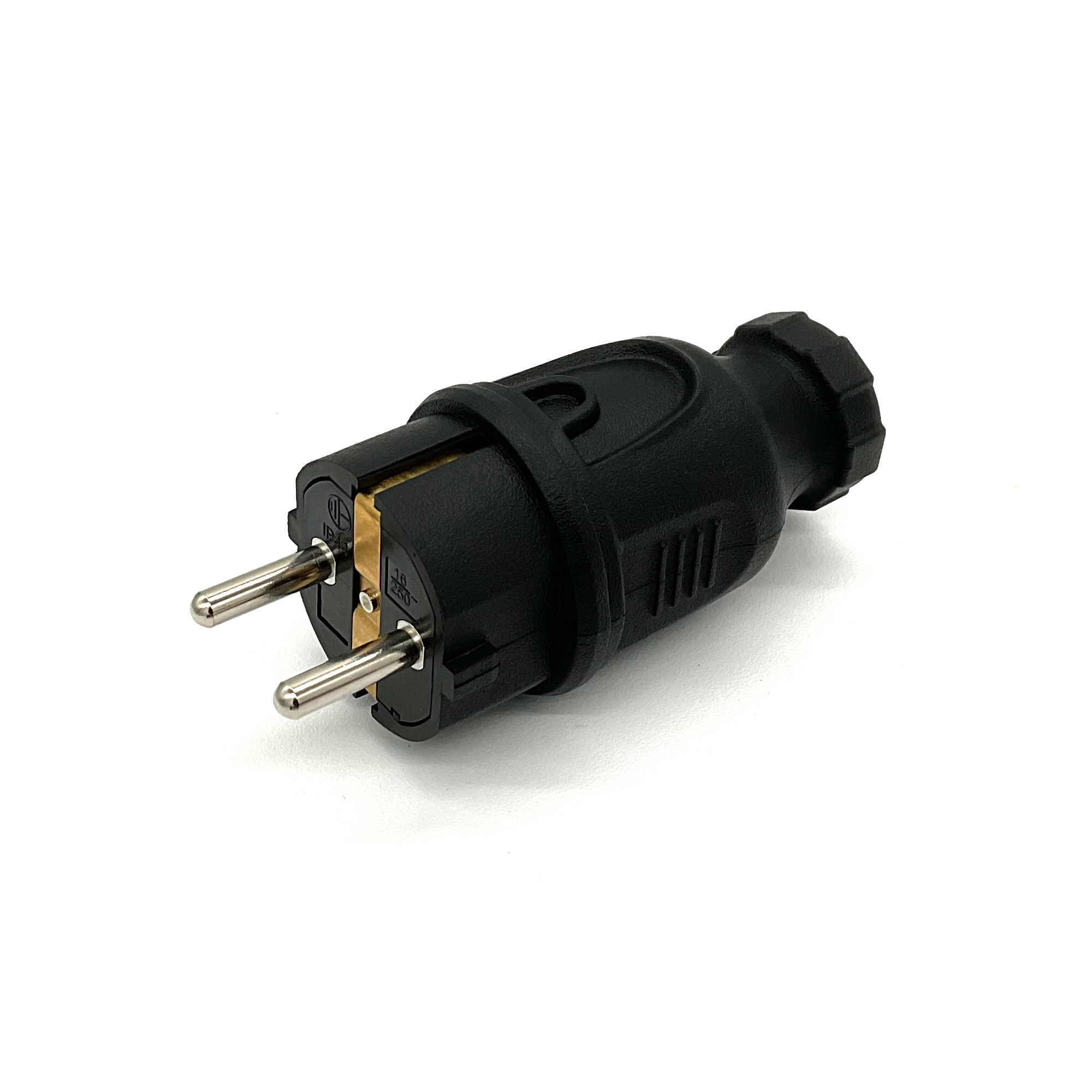 Ein schwarzer Netzstecker mit zwei Stiften, isoliert auf weißem Hintergrund.