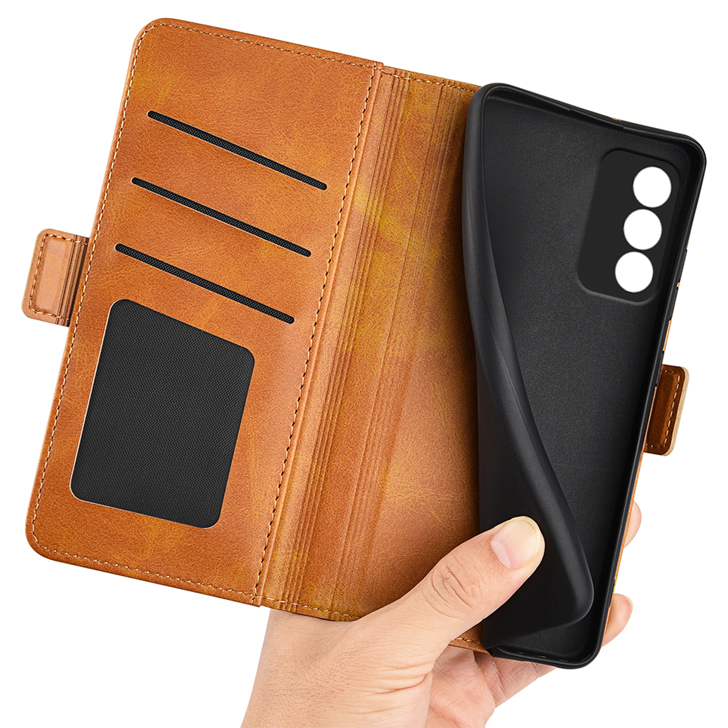 Un étui portefeuille pour téléphone. L'étui est marron et possède des fentes pour cartes et un étui noir à l'intérieur.