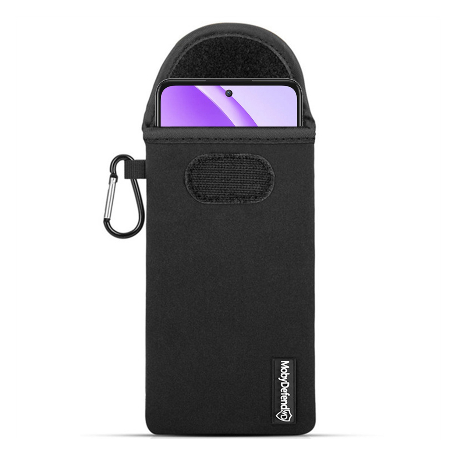 Zwarte telefoonsleeve met een telefoon erin. Een karabijnhaak is bevestigd.