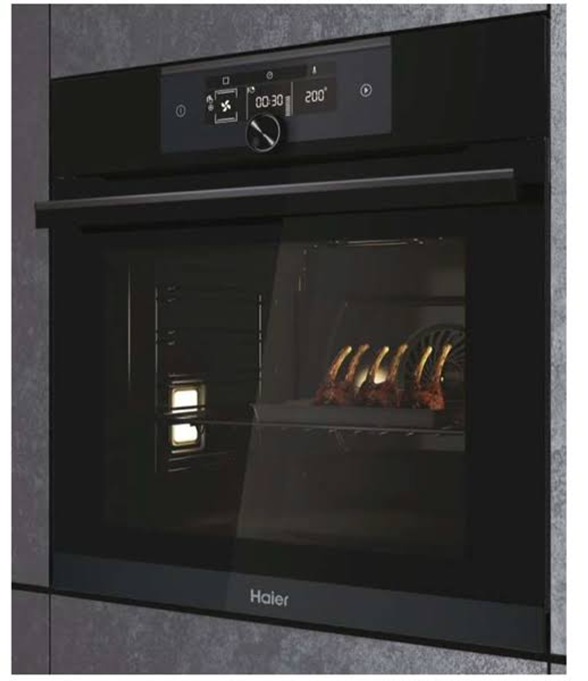Forno nero moderno. La porta del forno è aperta, mostrando l'interno, con display e costolette.