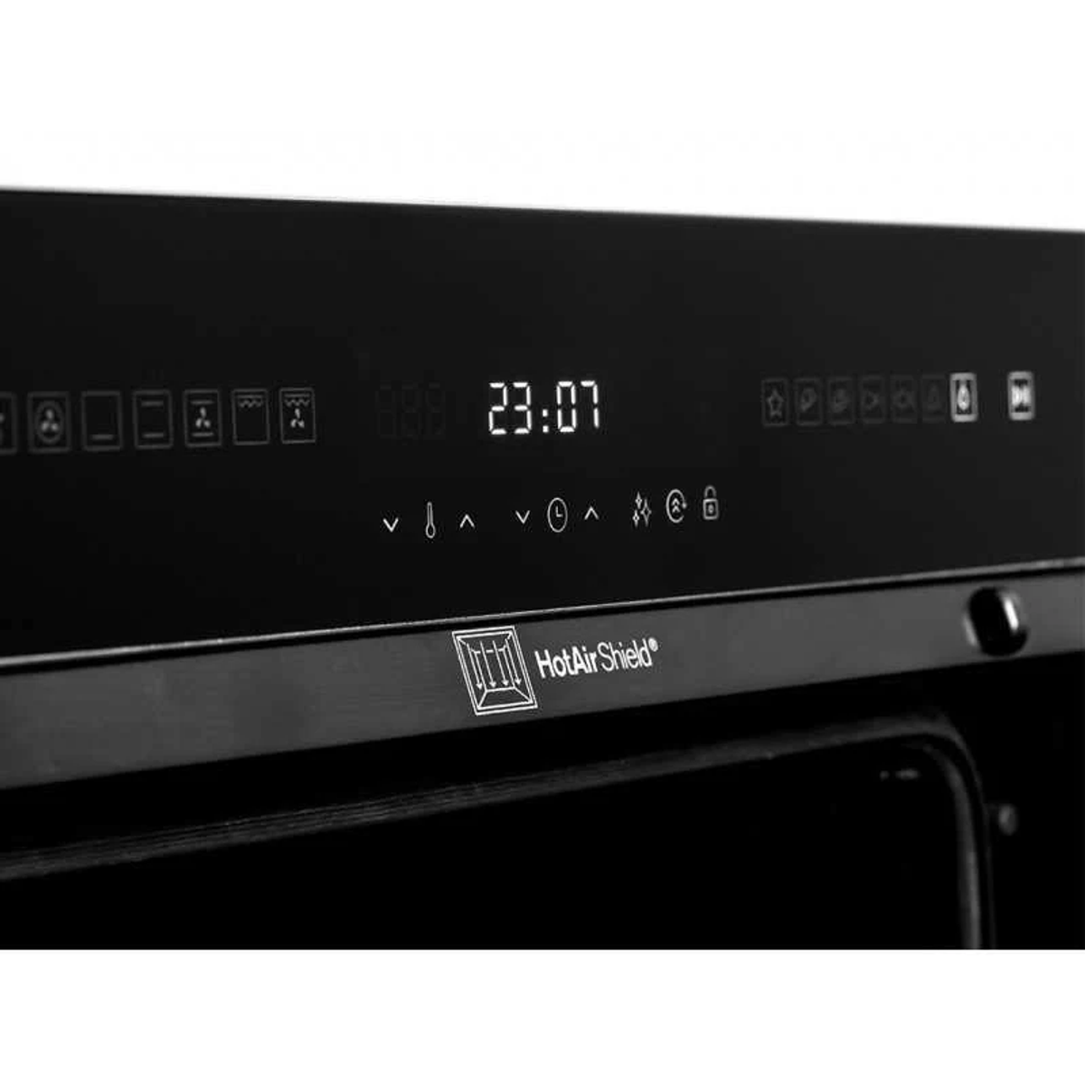 Primer plano del panel de control de un horno negro que muestra la hora, iconos y el logotipo HotAirShield.