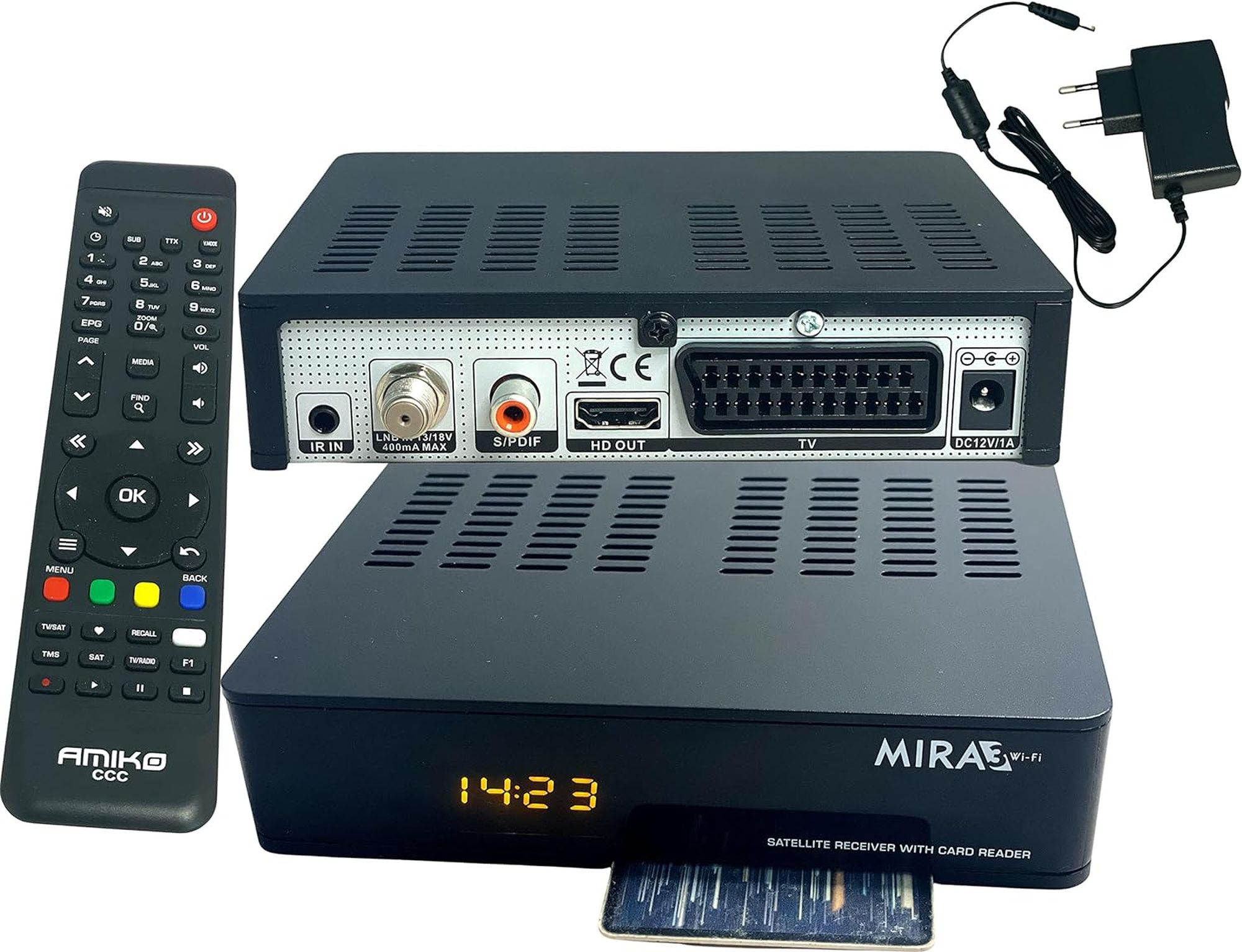 Schwarzer Digitalreceiver mit Fernbedienung, Karte und Netzteil auf weißer Oberfläche.