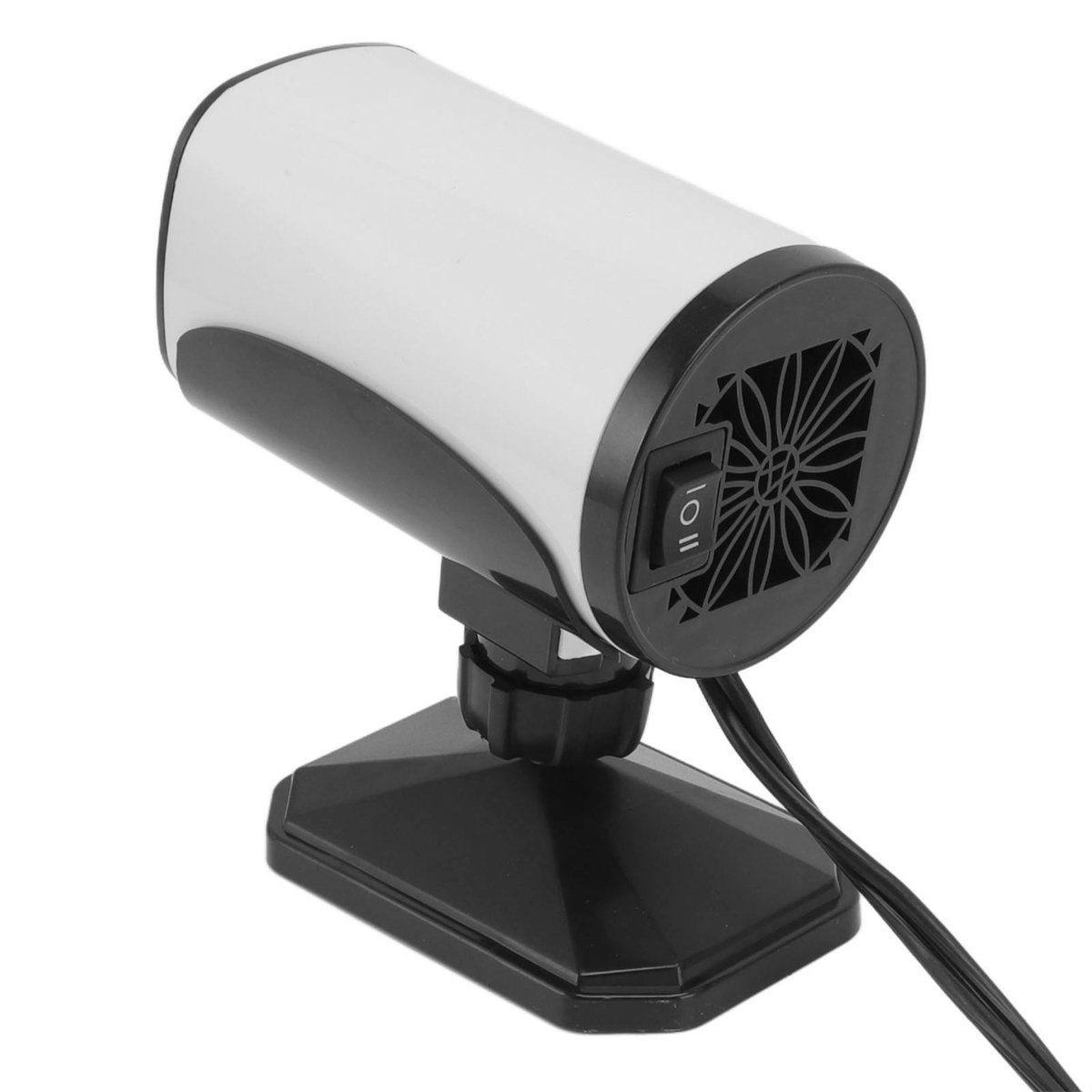 Ein weiß-schwarzer tragbarer Ventilator auf einem schwarzen Ständer. Er hat einen Ein-/Ausschalter und ein dekoratives Gitter.