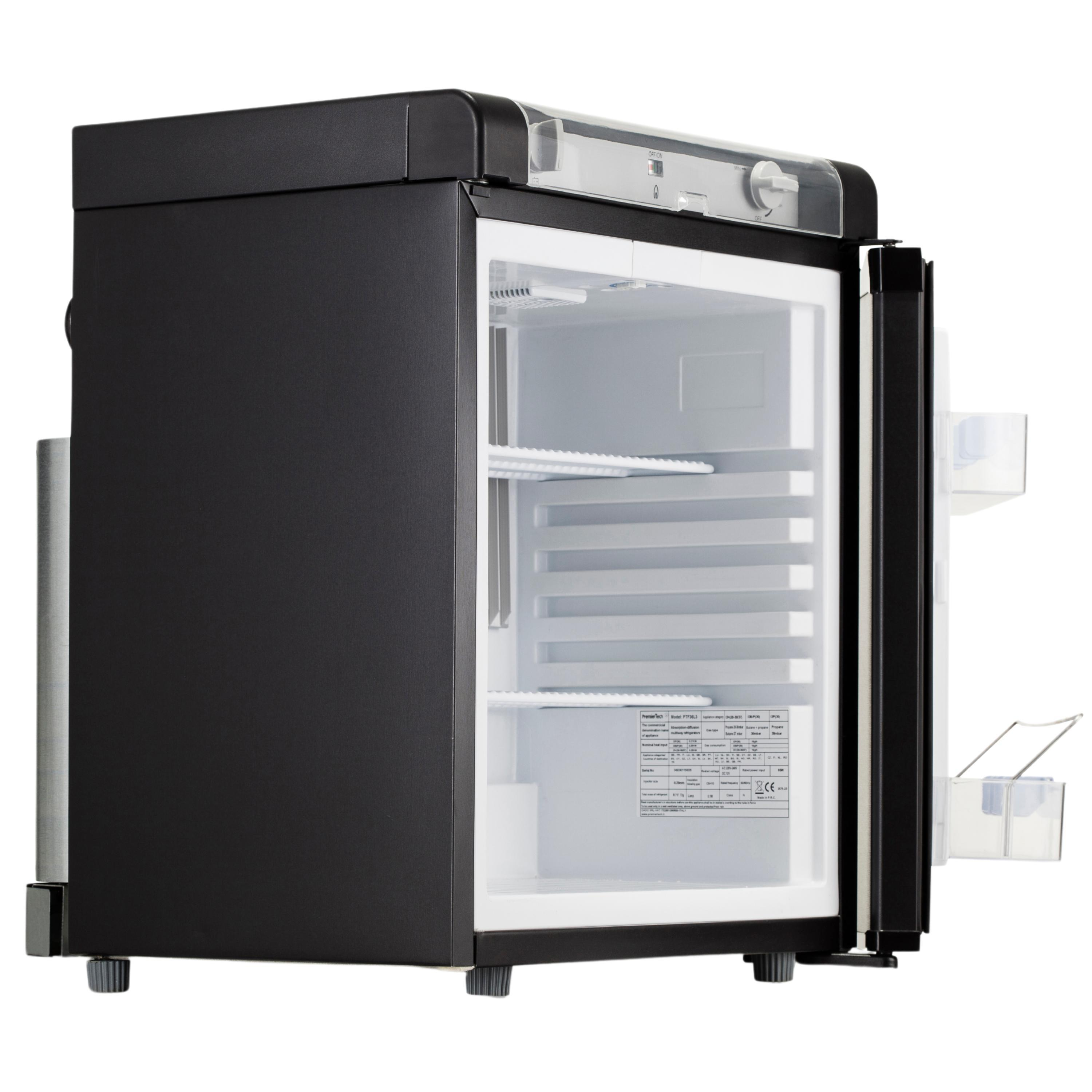Un frigorifero bianco con marchio PremierTech e una chiave.