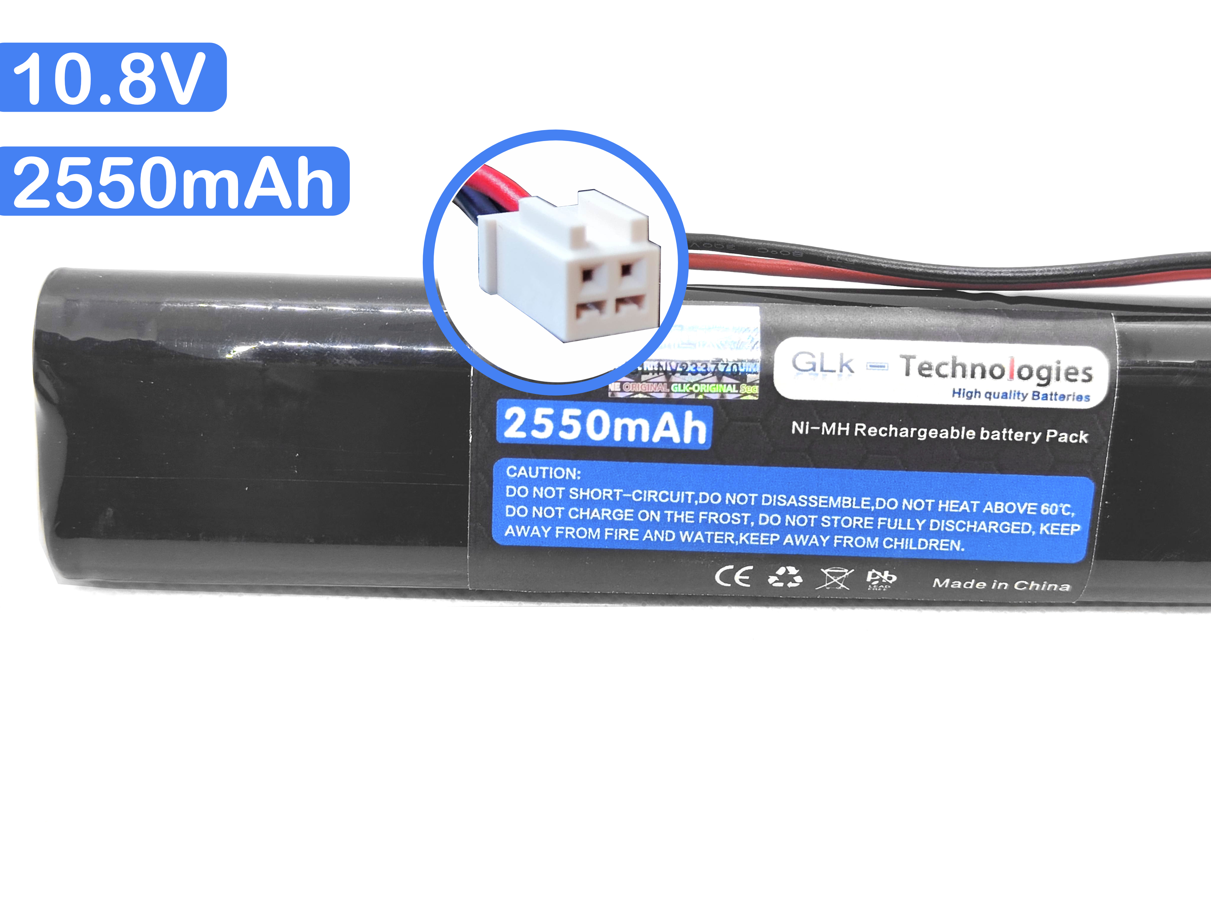 Schwarzer Akku mit weißem Stecker und Textaufklebern.