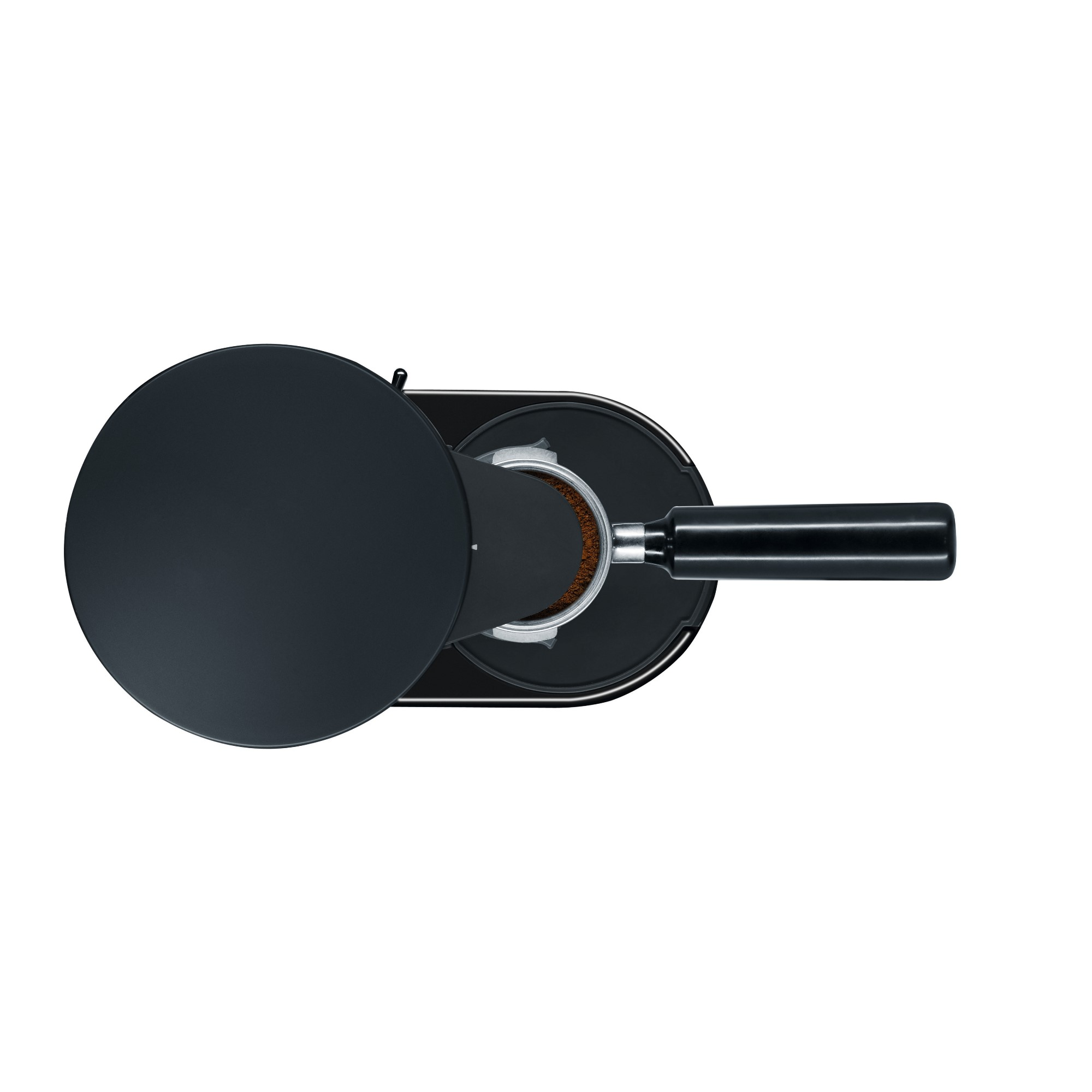 Widok z góry na elementy ekspresu do kawy: czarna pokrywa, kolba z kawą i uchwyt.