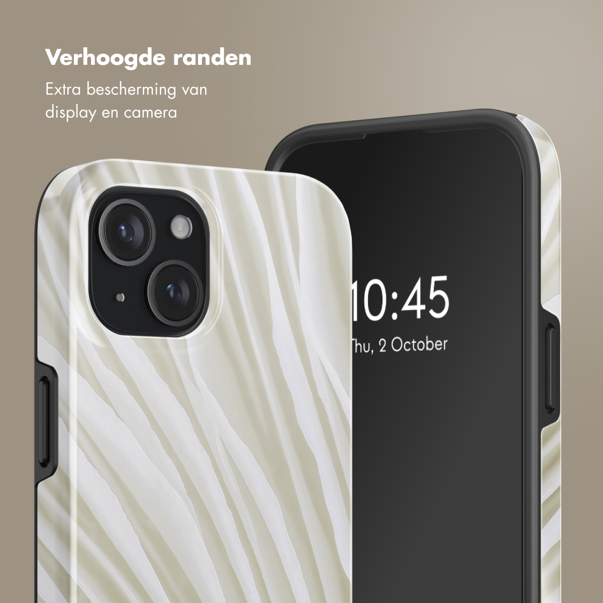 Twee telefoonhoesjes met een wit golfpatroon en de datum 10:45 weergegeven op een van de telefoons.