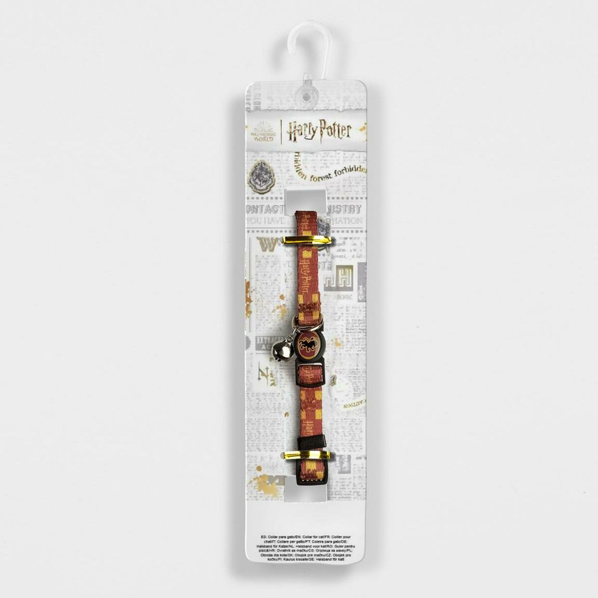 Harry Potter Katzenhalsband auf weißem Hintergrund, mit Anhänger.