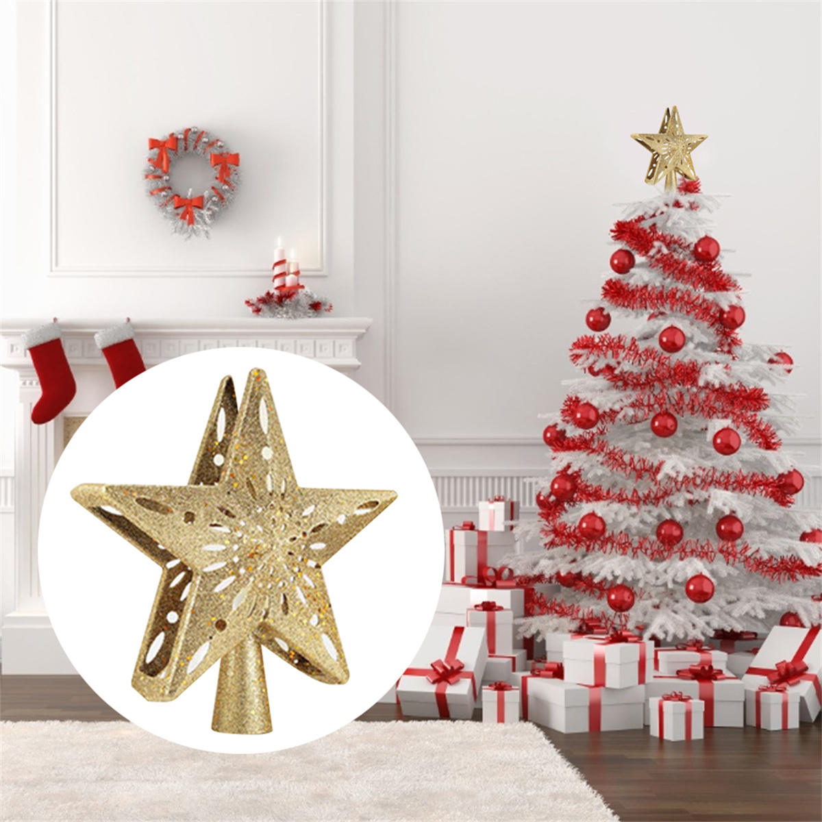 Weihnachtsbaum mit goldenem Stern, umgeben von Geschenken und Dekorationen. Weißer Hintergrund.