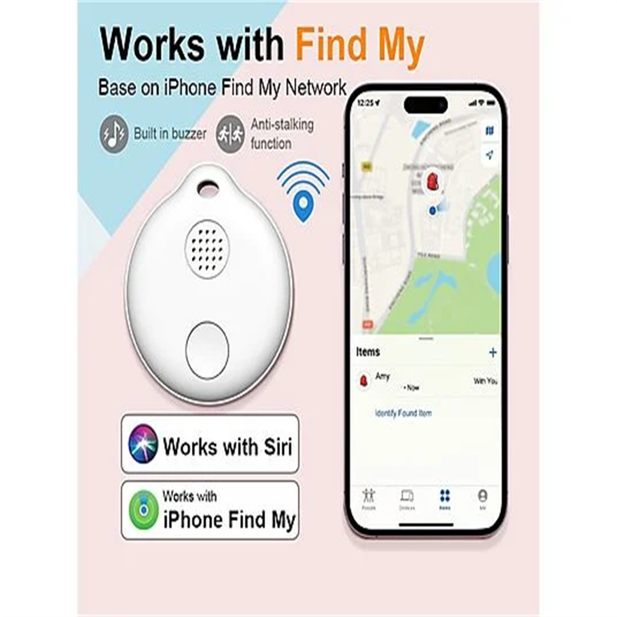 Weißer runder Anhänger und iPhone auf weißem Hintergrund. Der Anhänger sagt "Works with Find My".