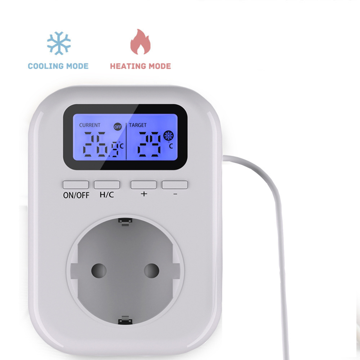 Weißer Thermostat mit Digitalanzeige für Temperatur und Bedienelemente, auf weißem Hintergrund.