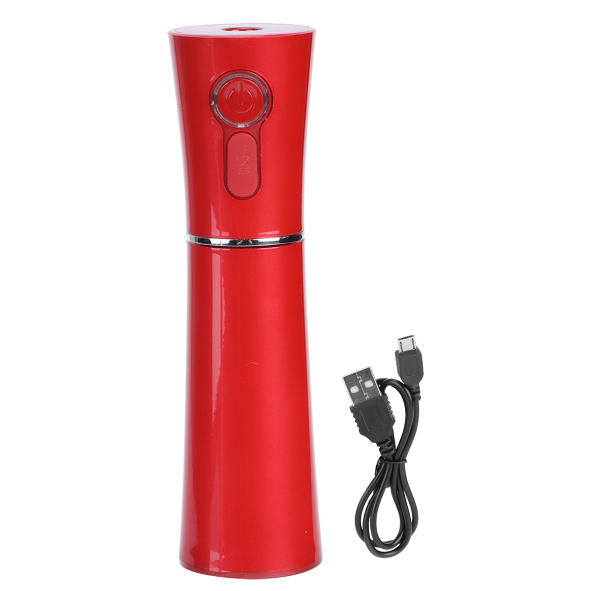 Rote elektrische Pfeffermühle mit einem Ladekabel daneben.