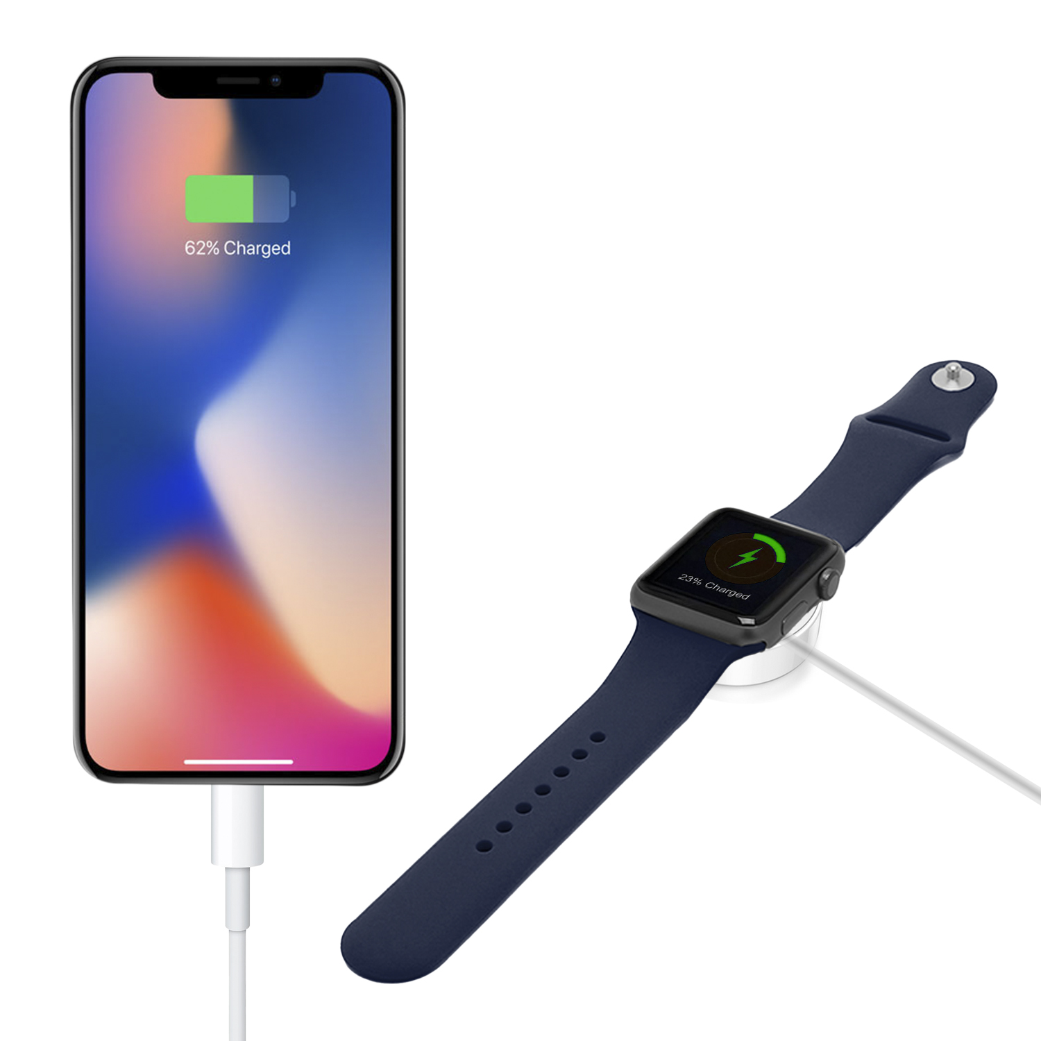 Un iPhone, carico al 62%, collegato a una base di ricarica con un Apple Watch, carico al 23%.