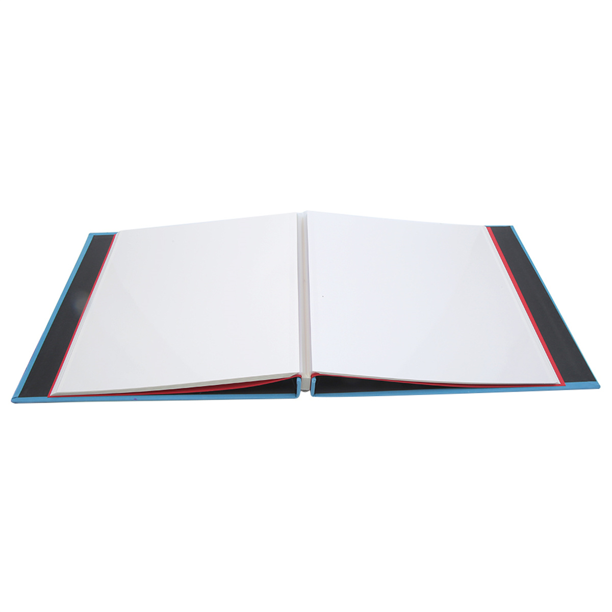 Offenes Buch mit leeren weißen Seiten und roten und blauen Akzenten.