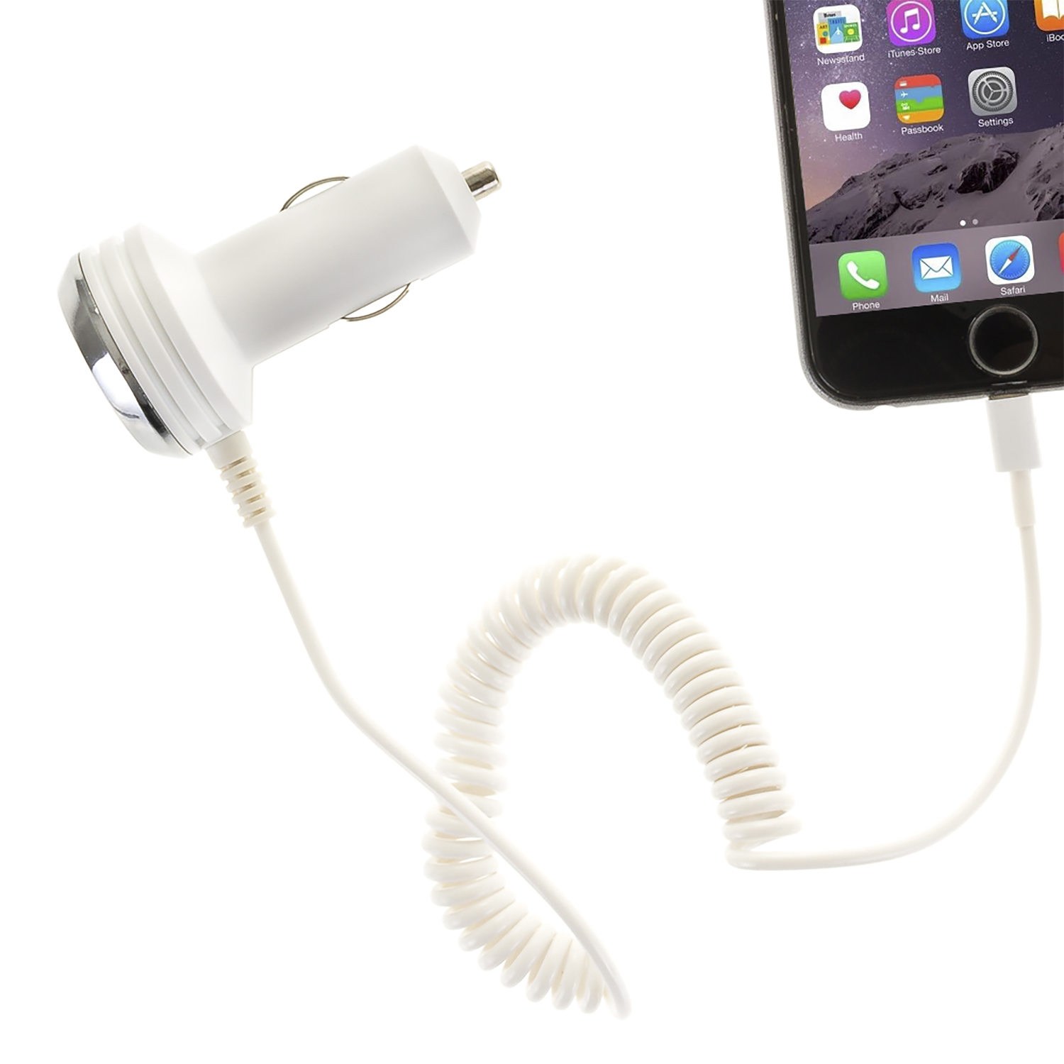 Un caricabatteria per auto bianco con un cavo a spirale collegato a uno smartphone nero.