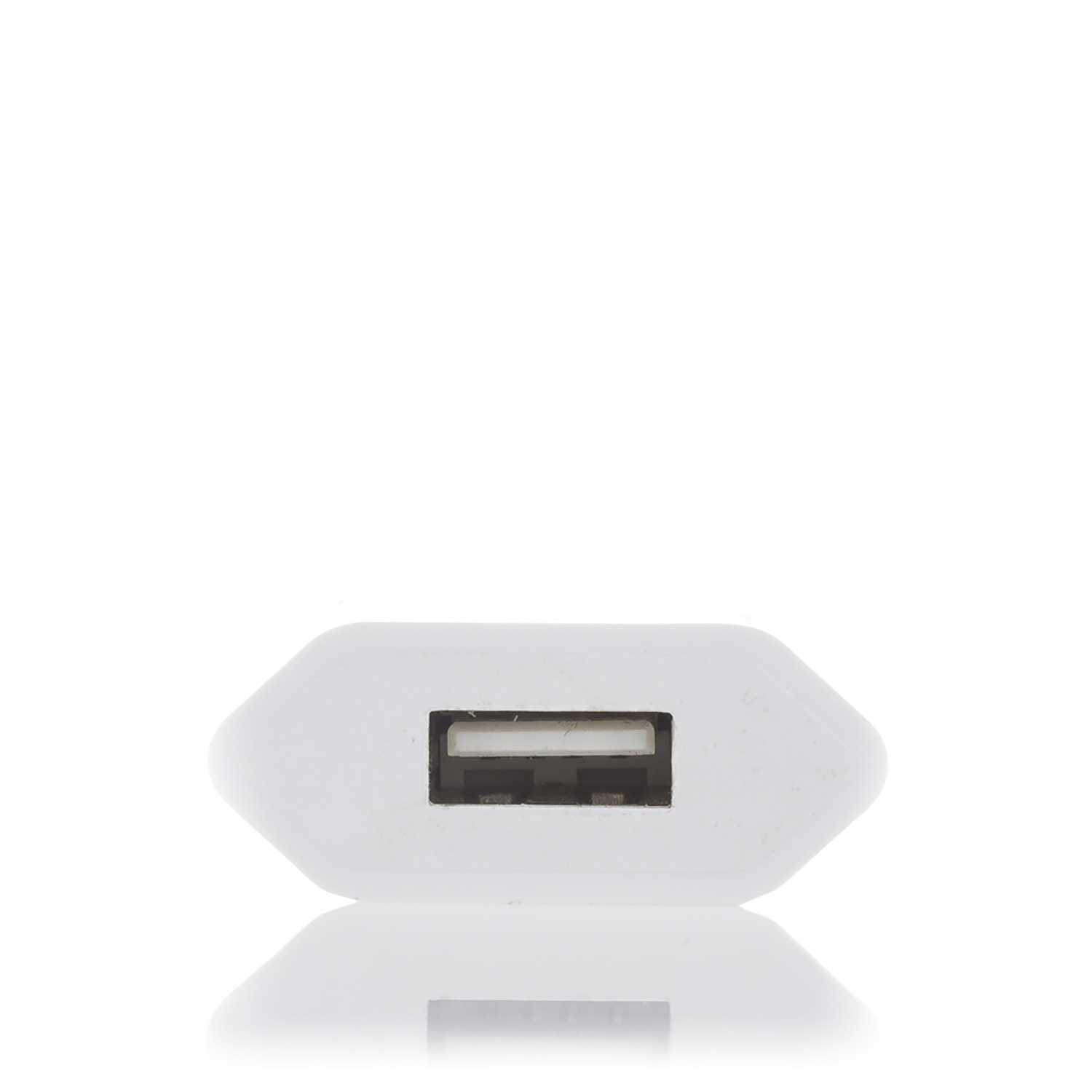 Un adaptador USB blanco con puerto USB negro, sobre fondo blanco.