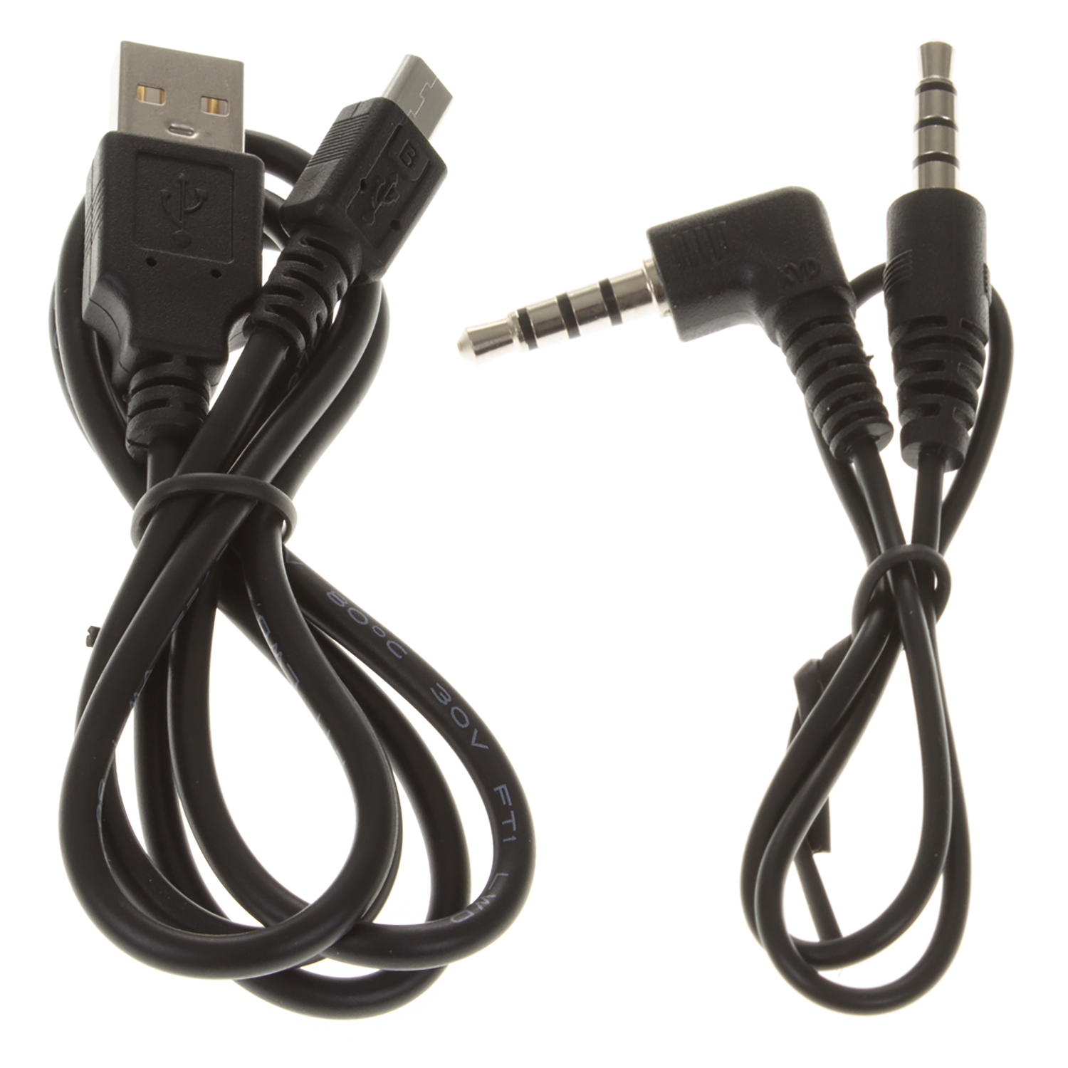 Dos cables negros: USB a micro USB y USB a conector de audio de 3,5 mm. Fondo blanco.