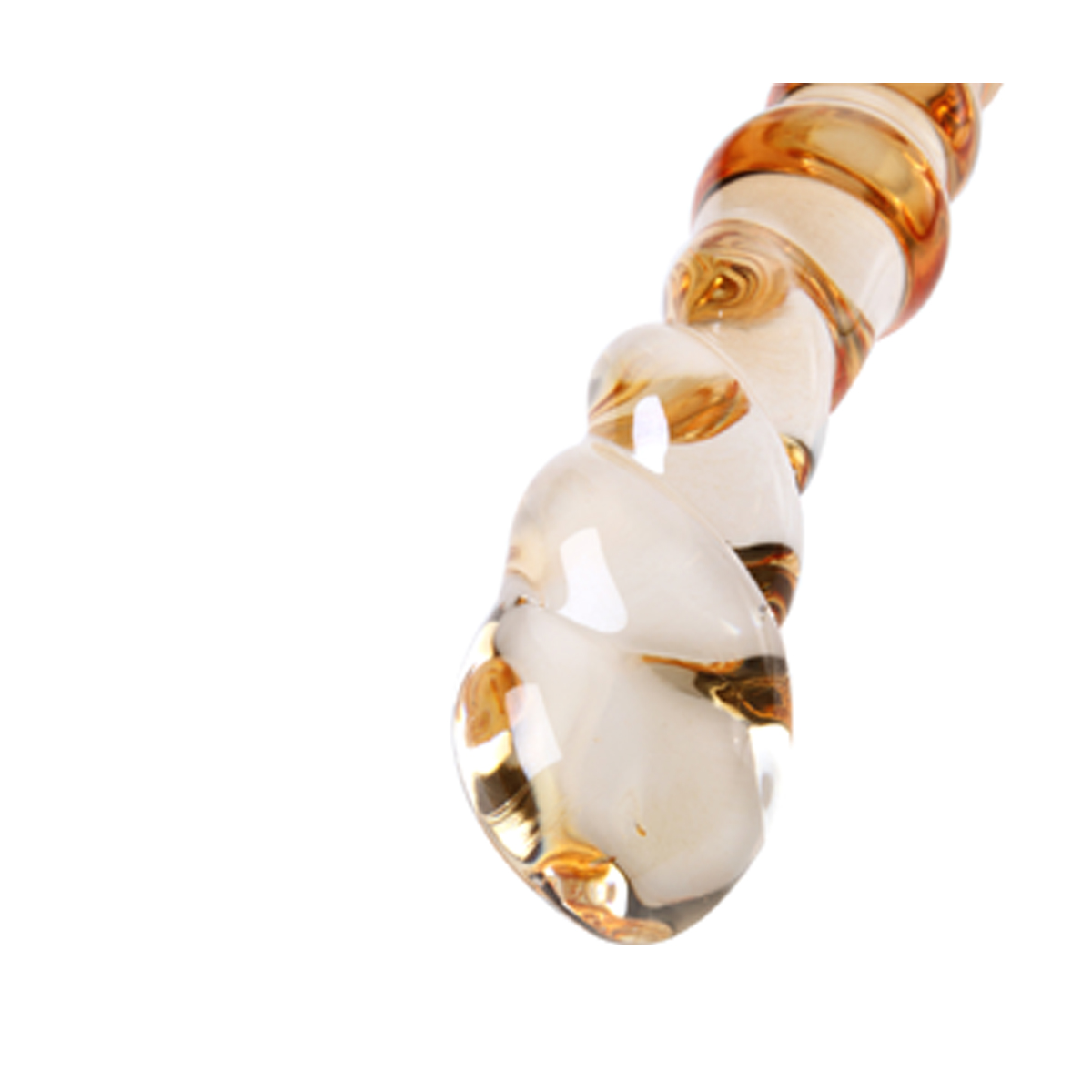Nahaufnahme einer Glasskulptur mit Spiraldesign und weißem Hintergrund.