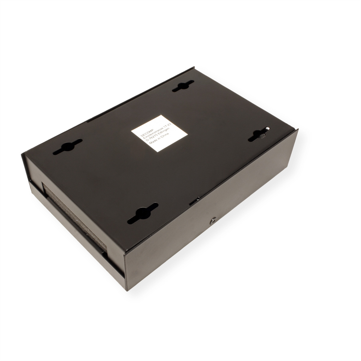 Un boîtier métallique rectangulaire noir avec une étiquette. Quatre trous de montage, mousse à l'intérieur.