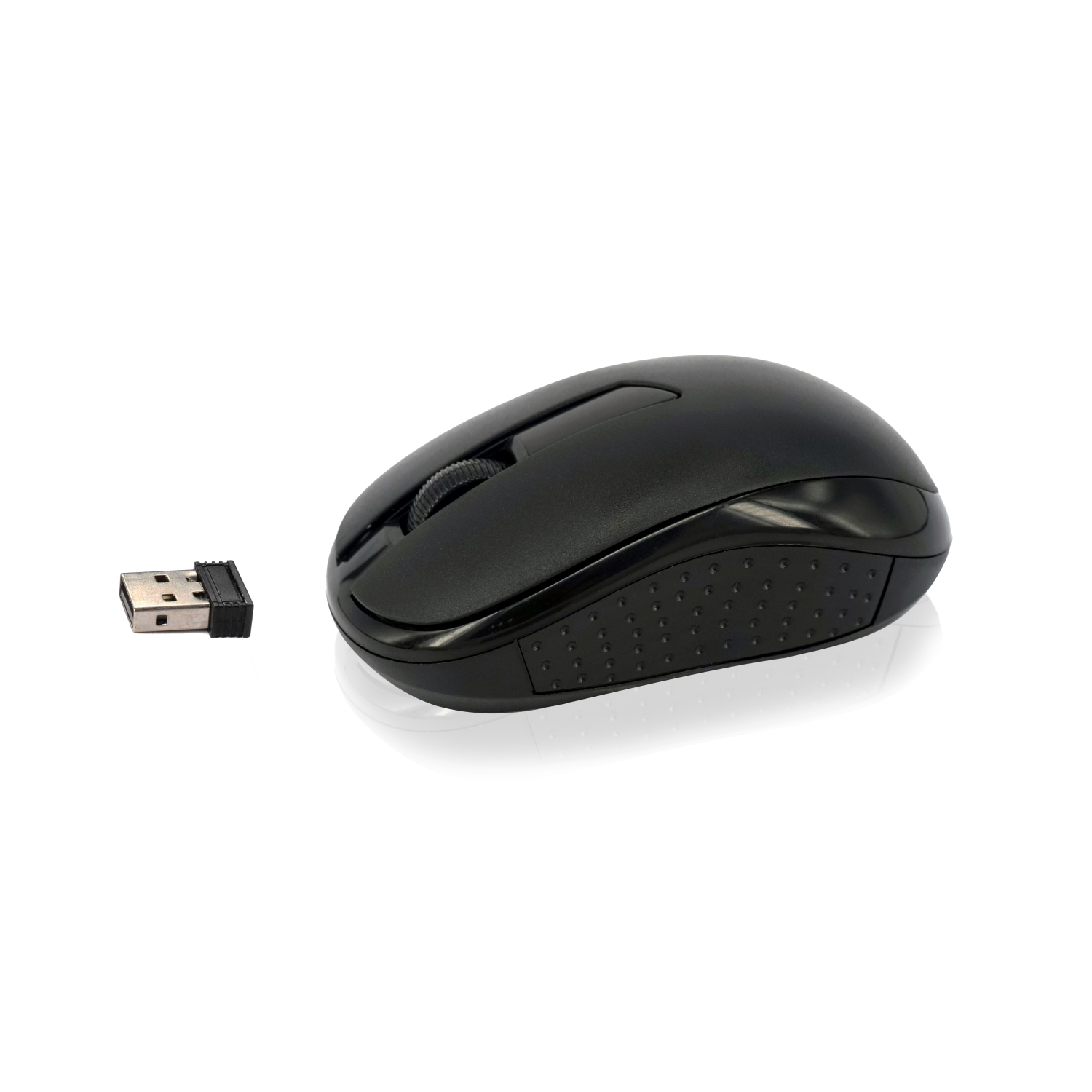 Mouse nero e ricevitore USB. Sfondo bianco.